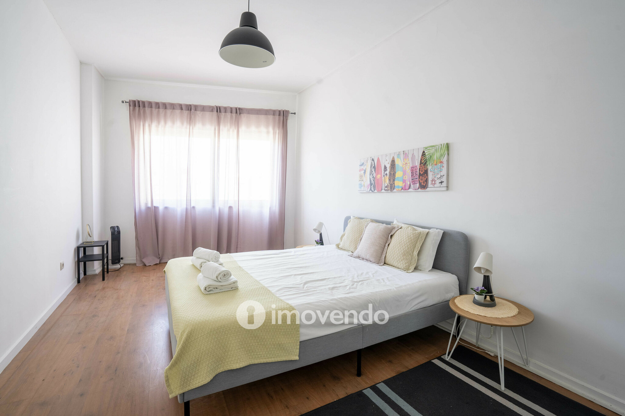 Apartamento T4, com varanda e terraço, em Paranhos, no Porto