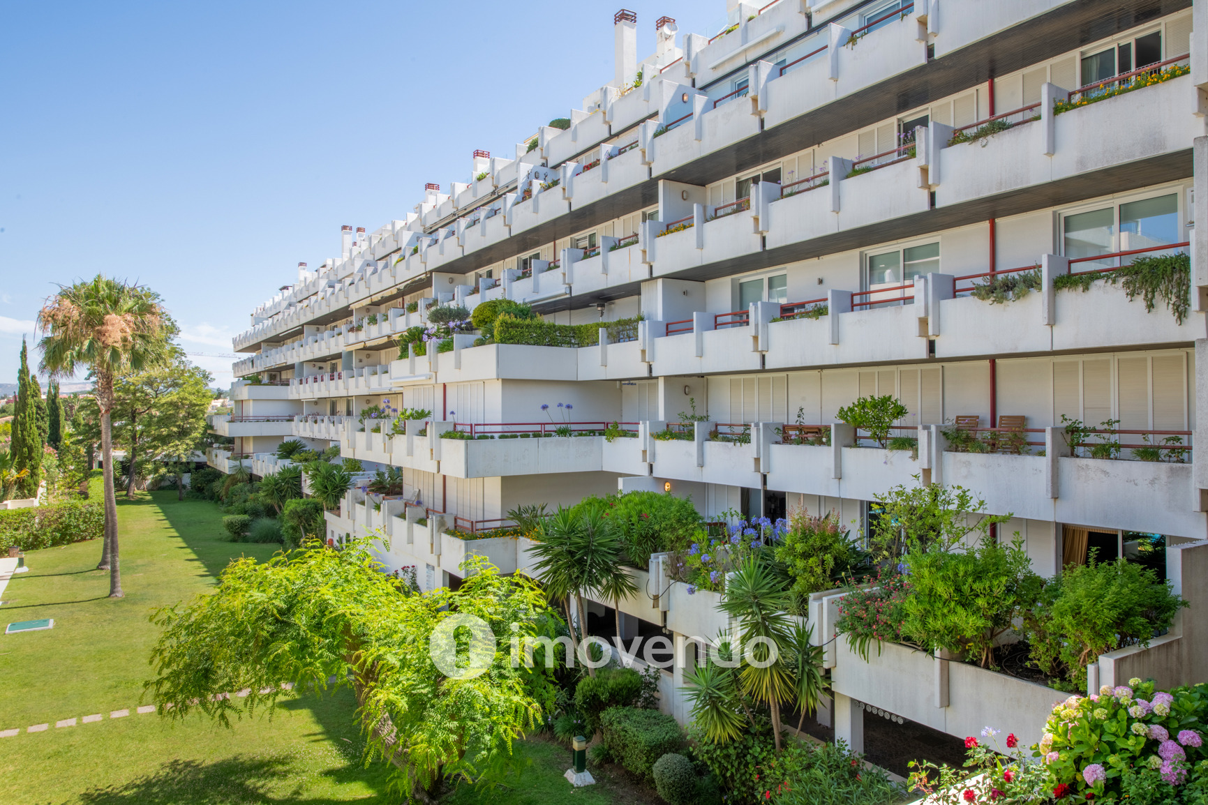 Apartamento T1 com estacionamento, junto da Marina de Vilamoura