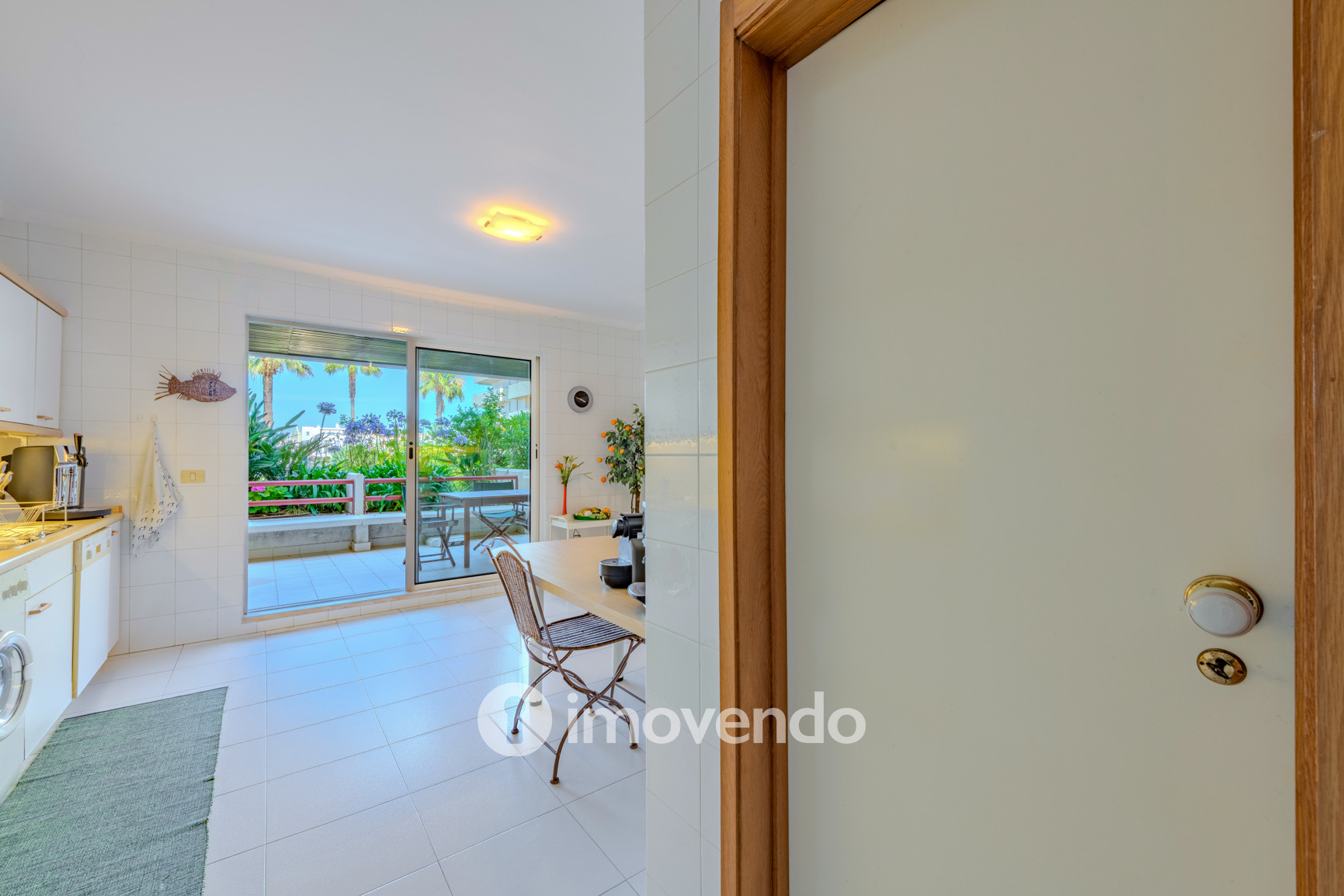 Apartamento T1 com estacionamento, junto da Marina de Vilamoura