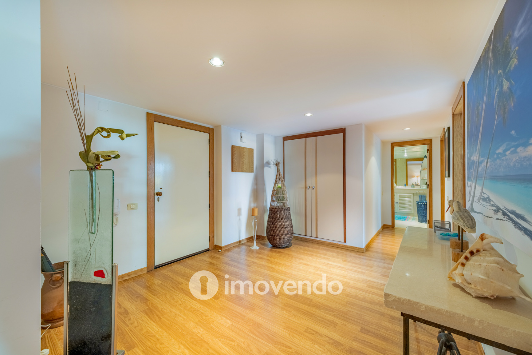 Apartamento T1 com estacionamento, junto da Marina de Vilamoura