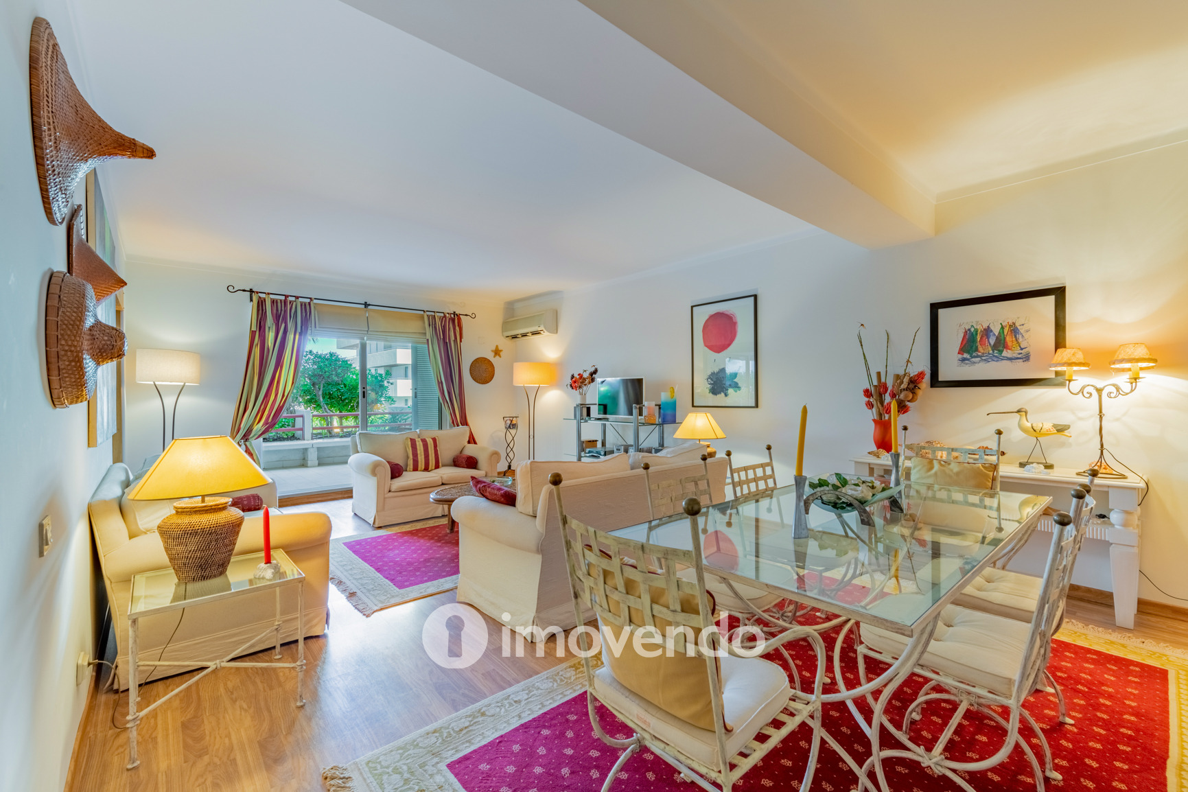 Apartamento T1 com estacionamento, junto da Marina de Vilamoura