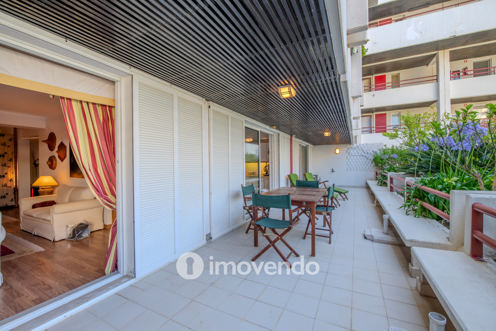 Apartamento T1 com estacionamento, junto da Marina de Vilamoura