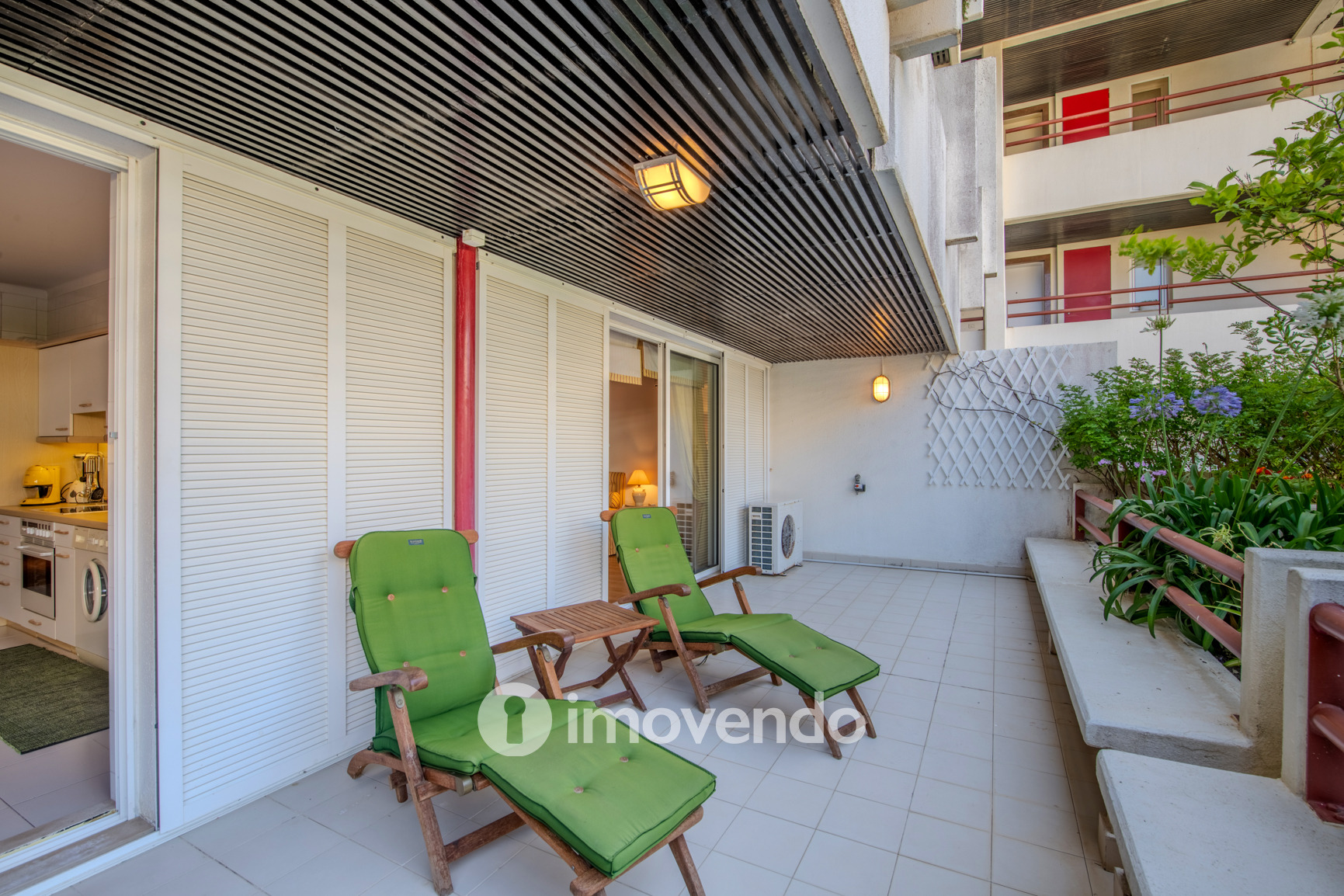 Apartamento T1 com estacionamento, junto da Marina de Vilamoura