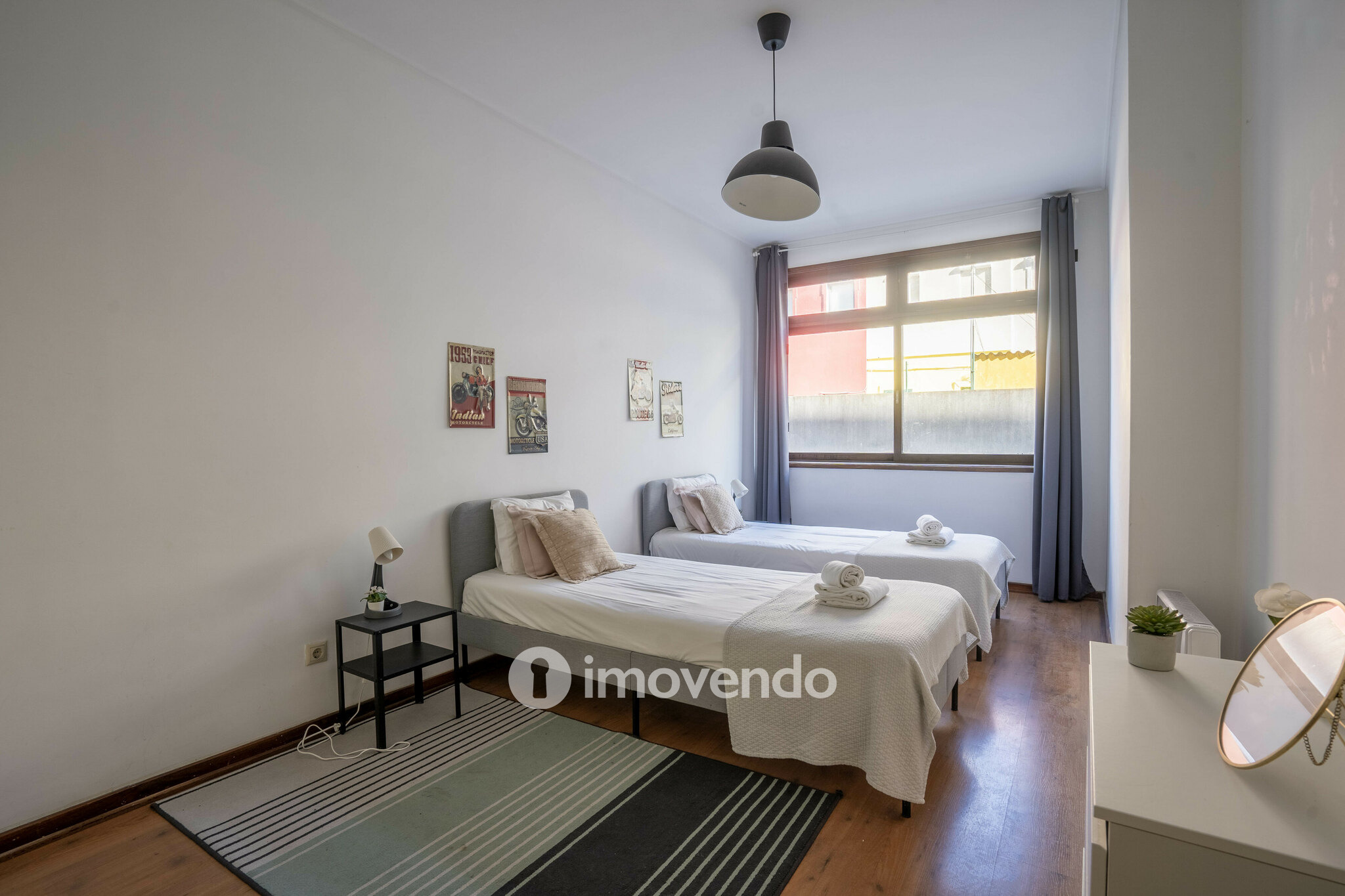 Apartamento T4, com varanda e terraço, em Paranhos, no Porto