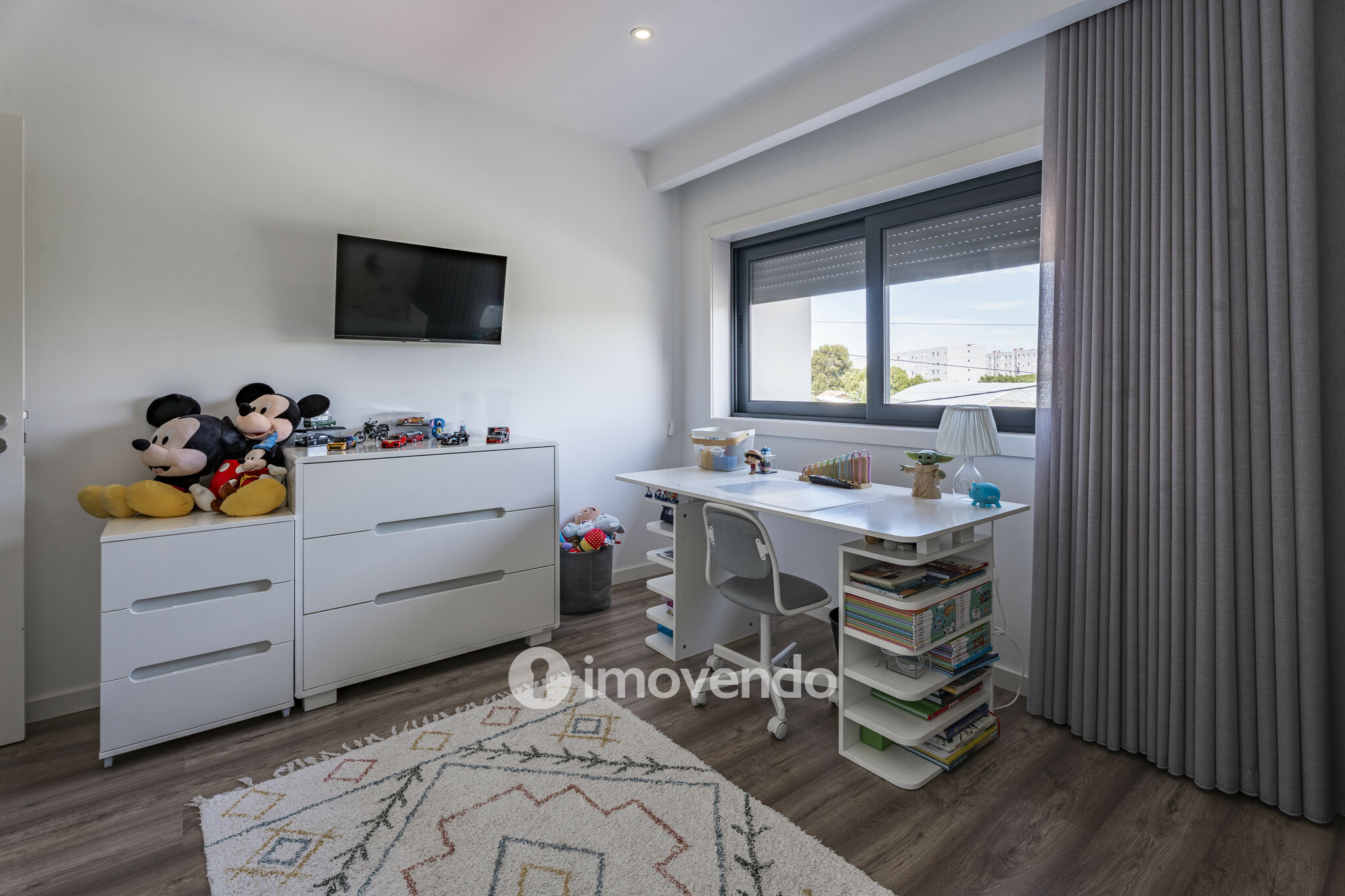 Moradia exclusiva T3+1 com garagem, perto da praia, em Arcozelo