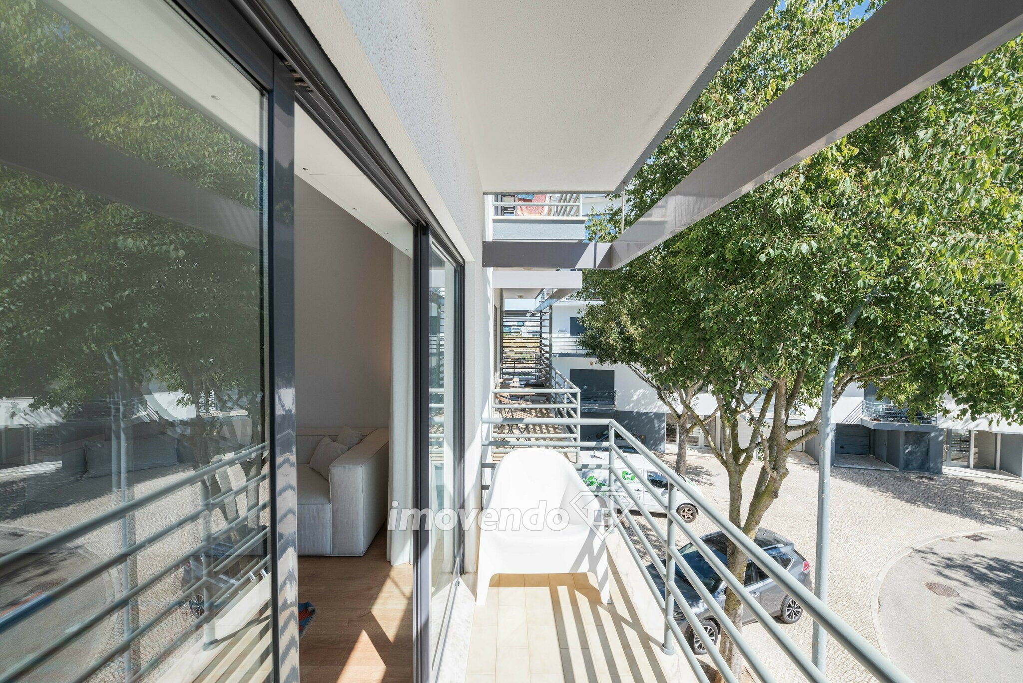 Apartamento T3 exclusivo, com garagem e vistas Mar e Serra, em Oeiras