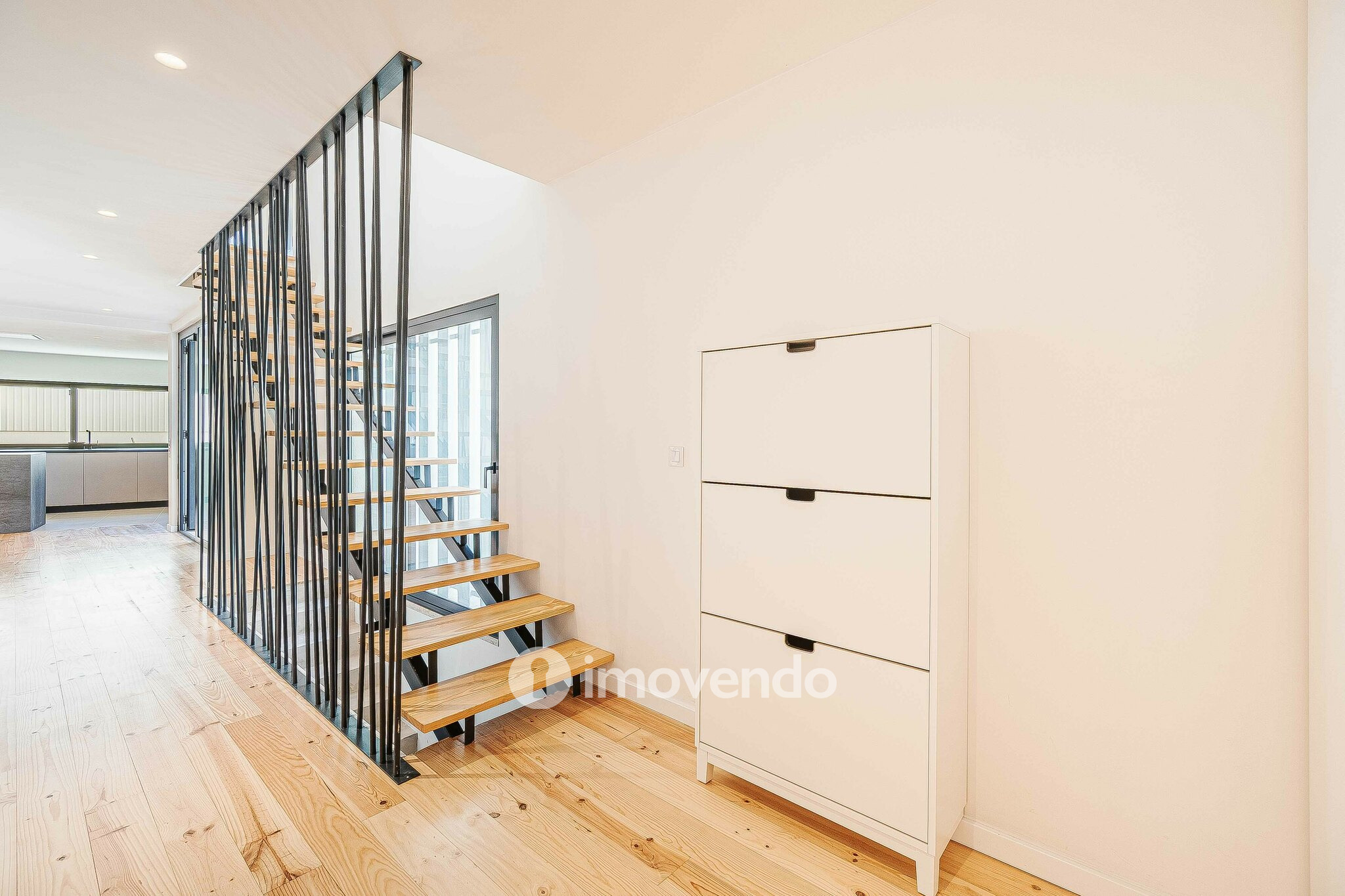 Moradia T2+1 exclusiva e nova, com vista Rio, no Bairro Madre de Deus