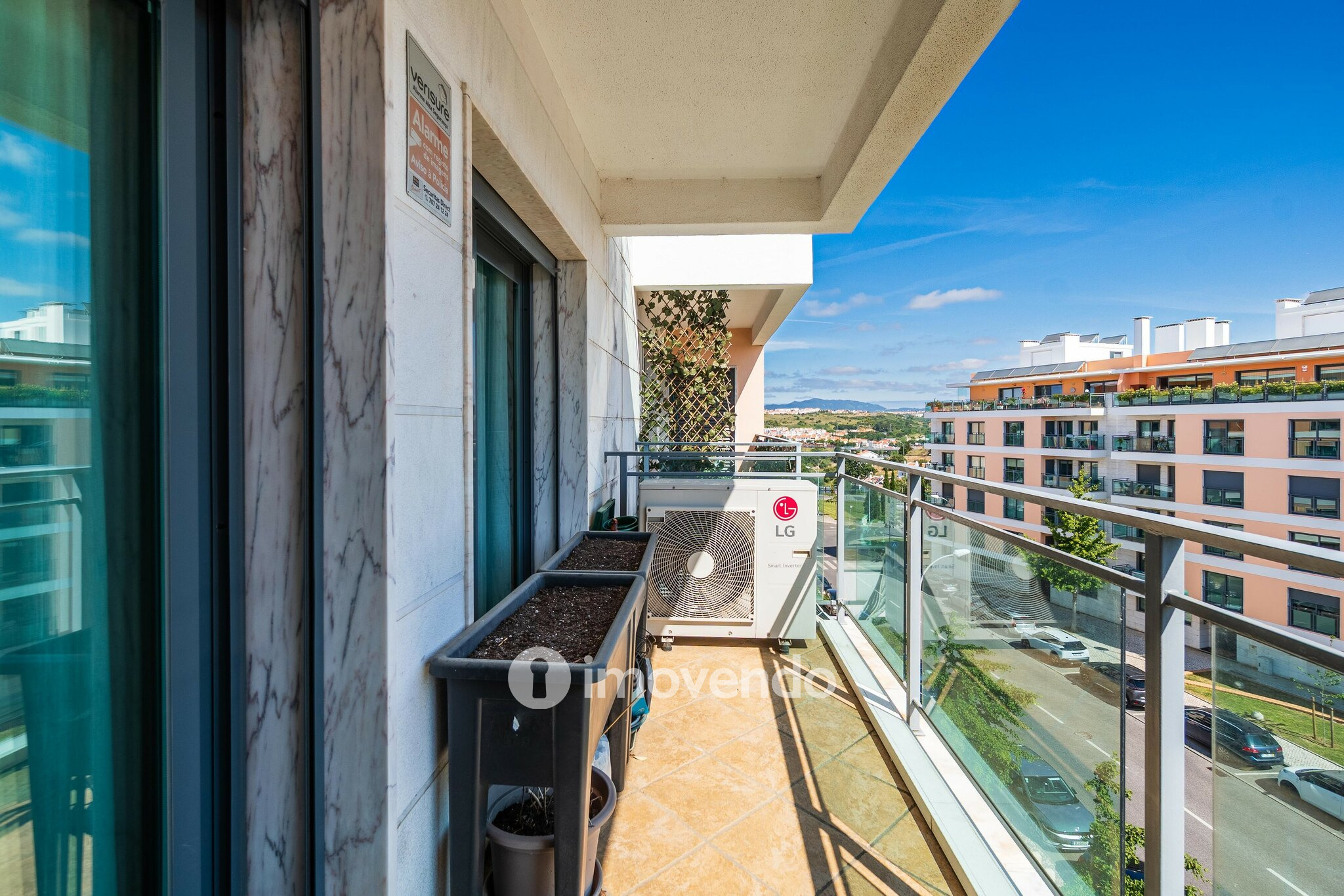 Apartamento T3 com magníficas vistas em Oeiras