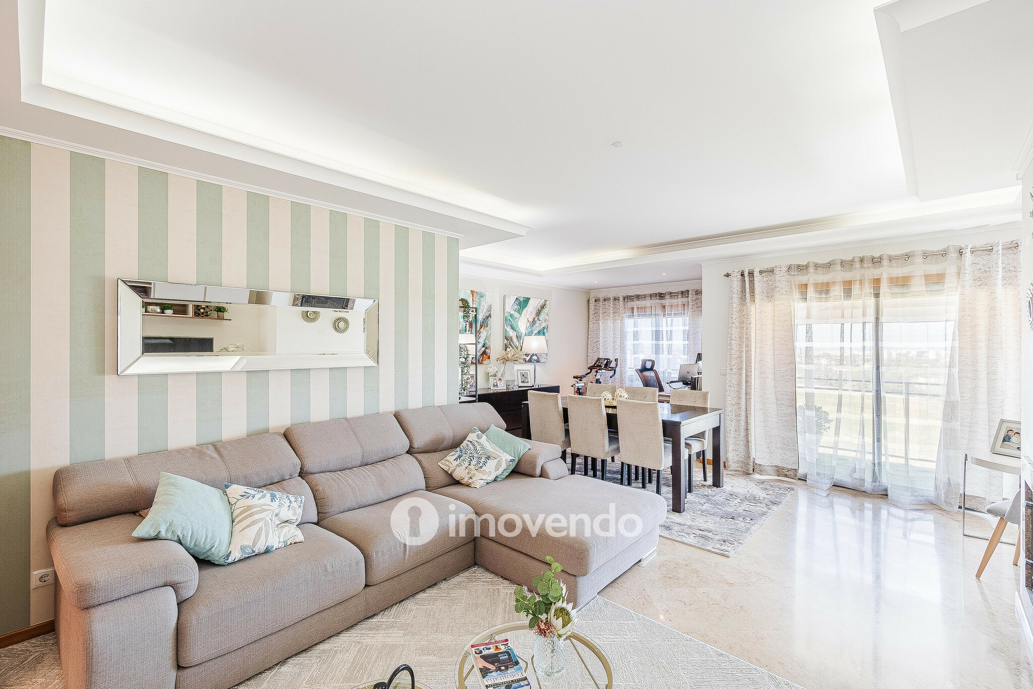 Apartamento T3 com magníficas vistas em Oeiras