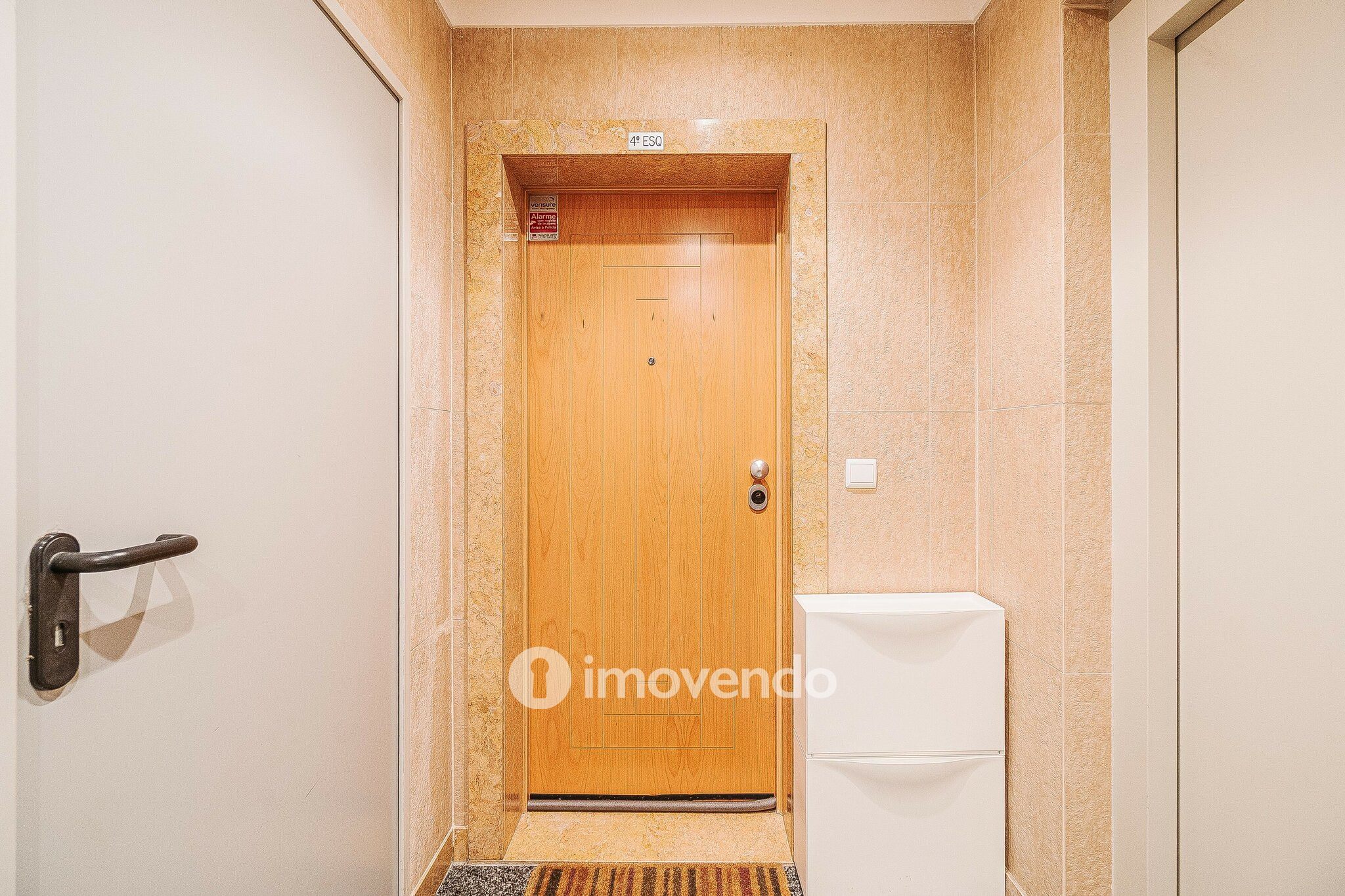 Apartamento T3 com magníficas vistas em Oeiras
