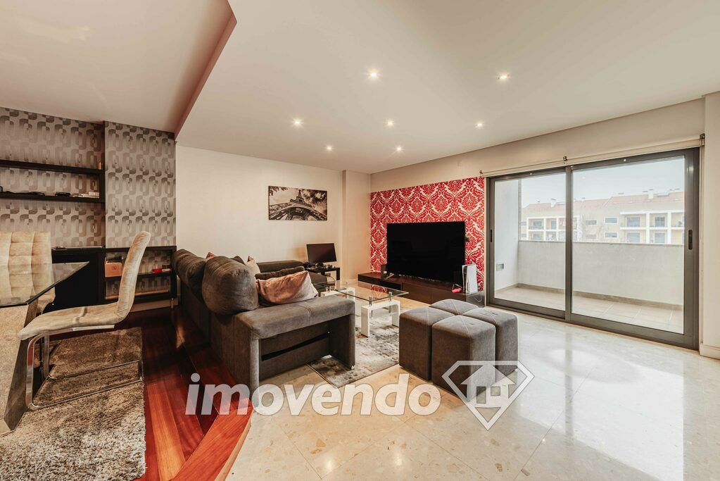 Apartamento T2 em Amadora, Lisboa com 108 m<sup>2</sup> por 344.900