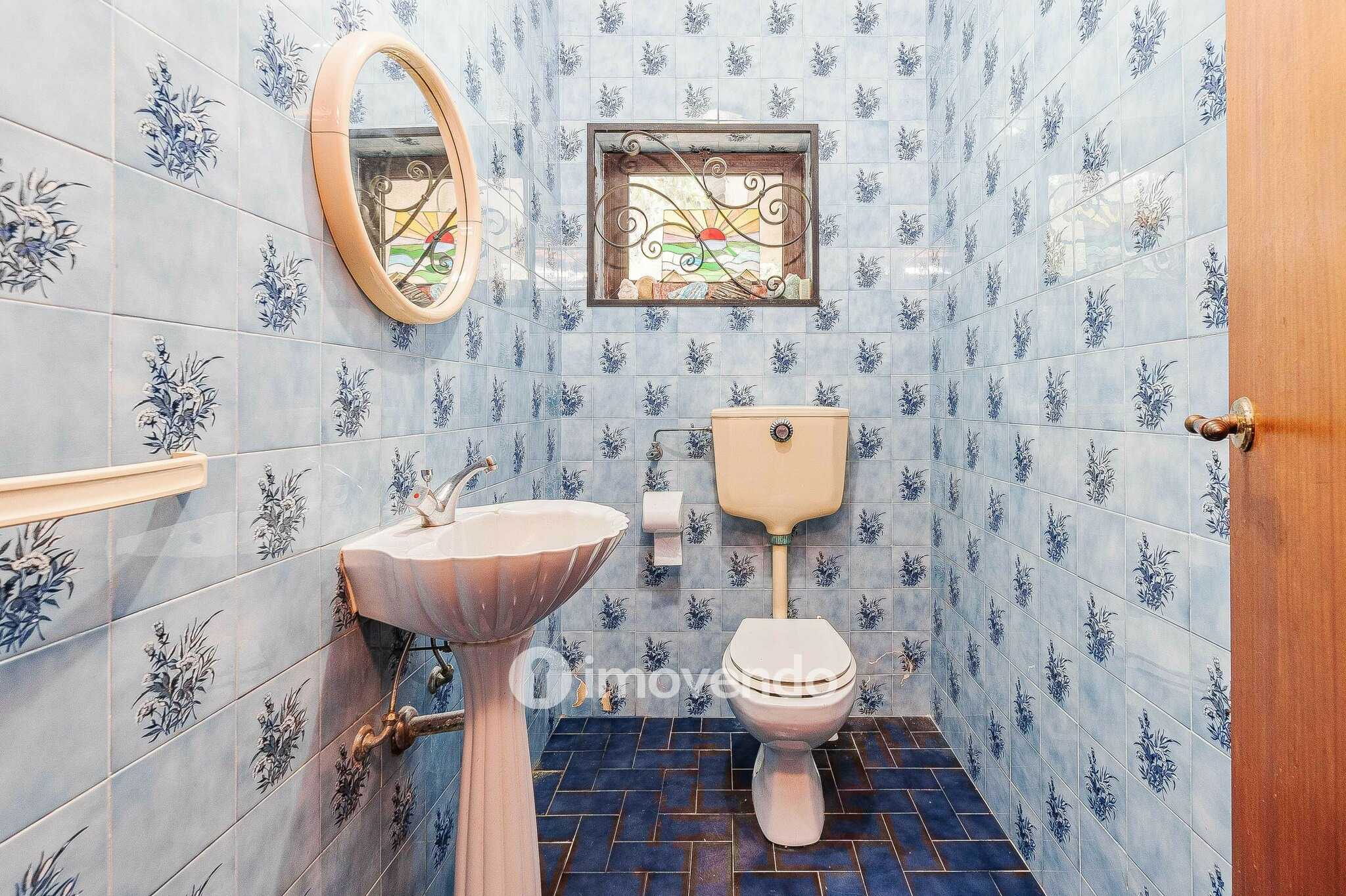 Moradia T7 num terreno com 1.700m², numa zona premium, em Birre