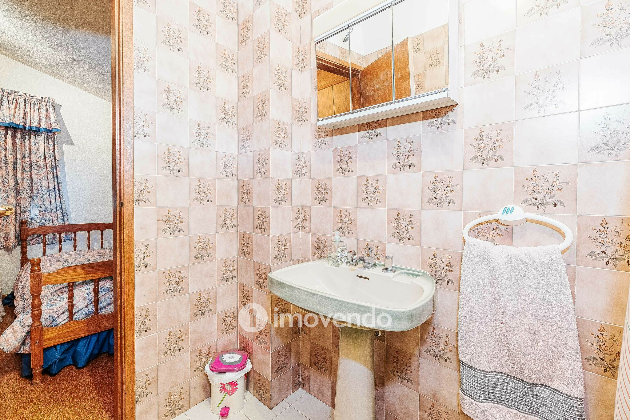 Moradia T7 num terreno com 1.700m², numa zona premium, em Birre