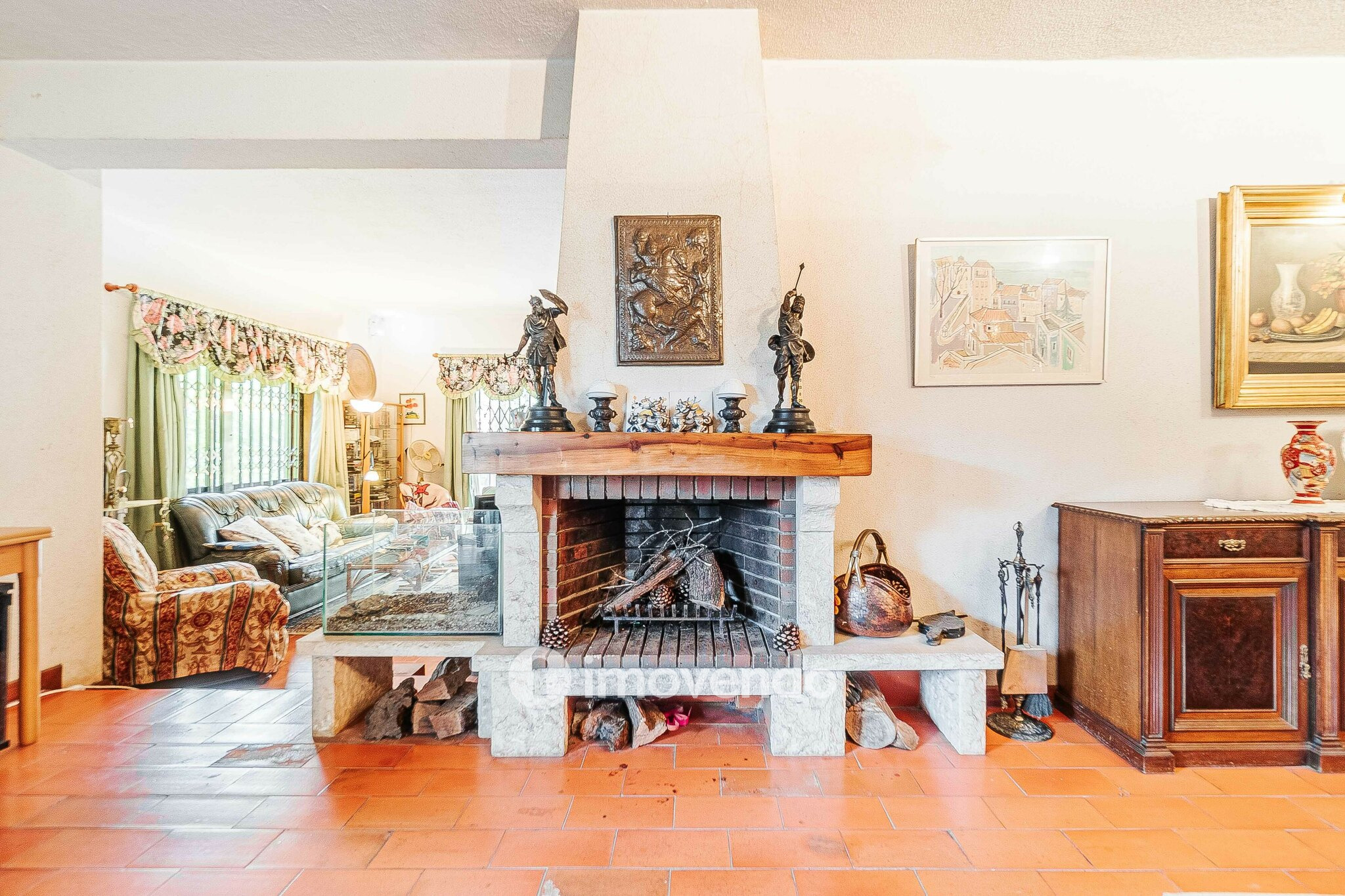 Moradia T7 num terreno com 1.700m², numa zona premium, em Birre