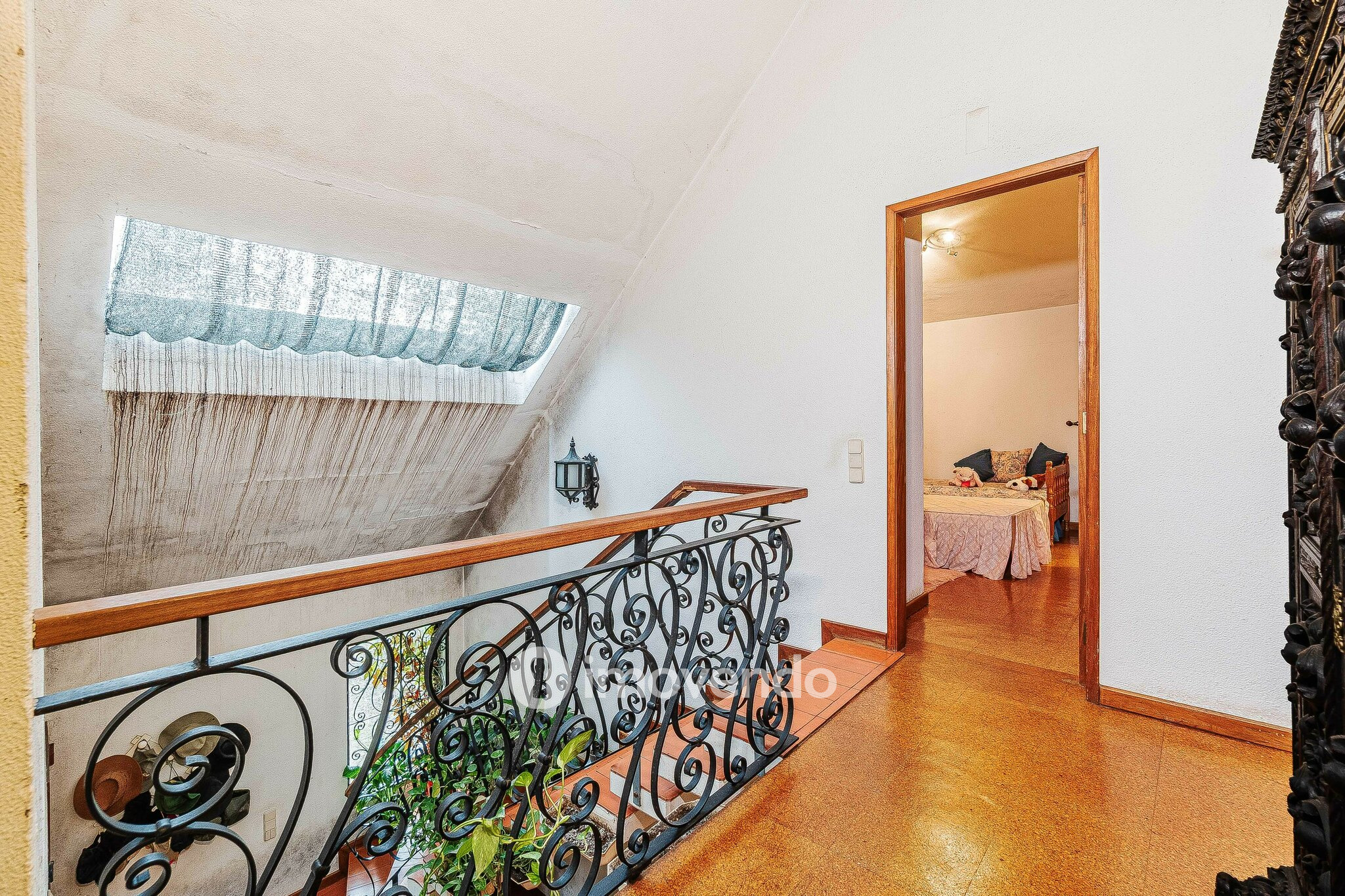 Moradia T7 num terreno com 1.700m², numa zona premium, em Birre