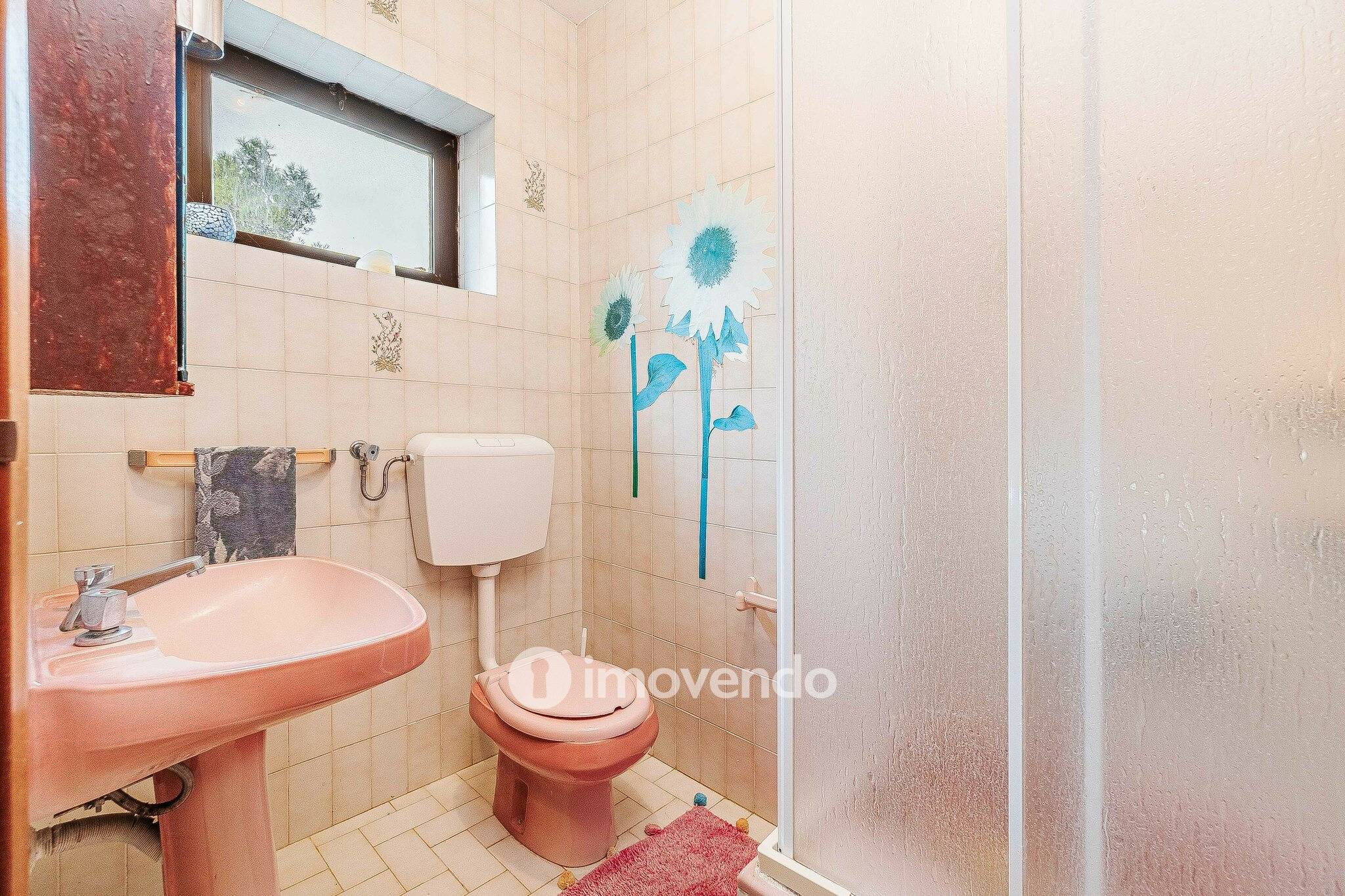 Moradia T7 num terreno com 1.700m², numa zona premium, em Birre