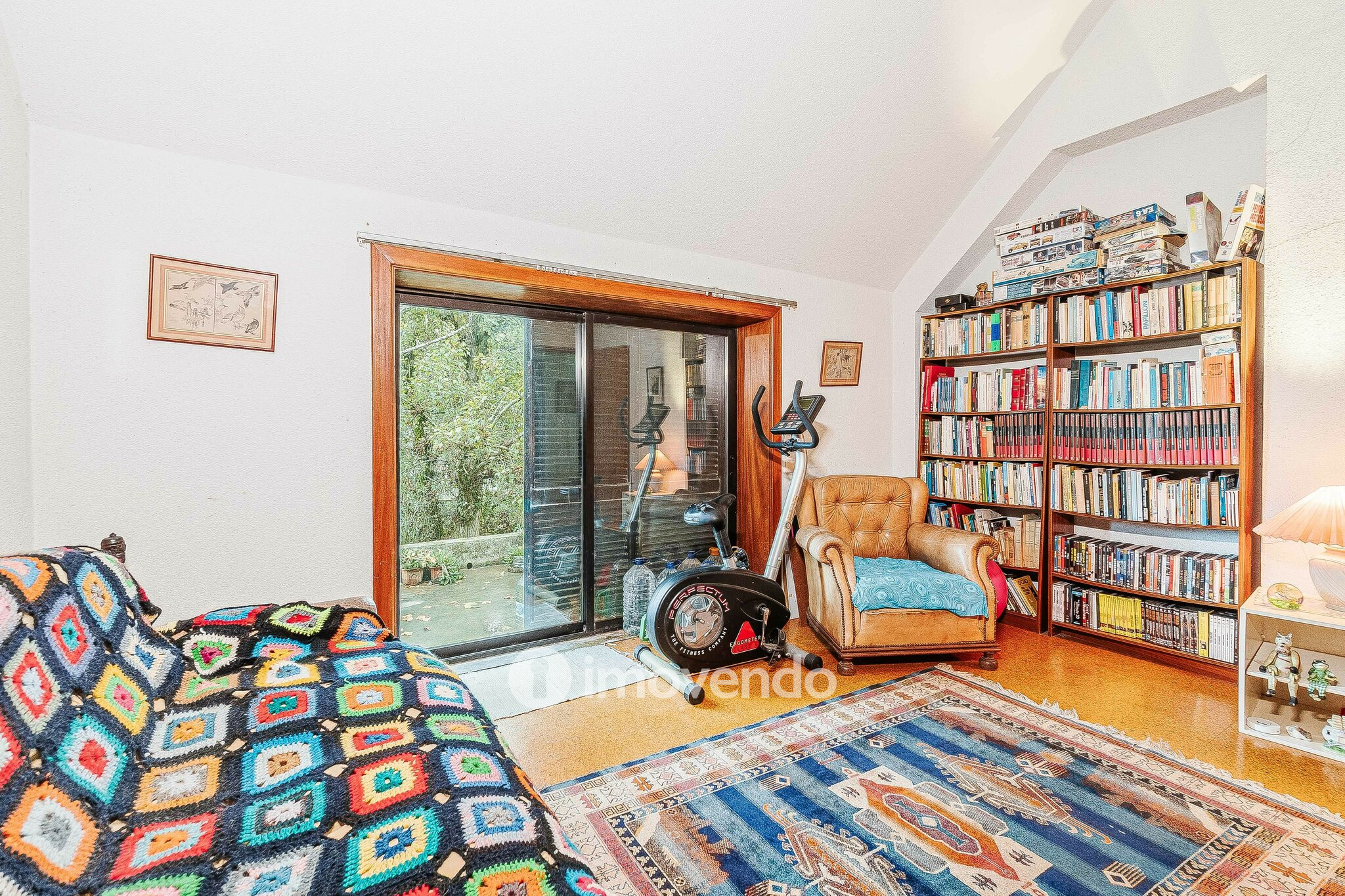 Moradia T7 num terreno com 1.700m², numa zona premium, em Birre