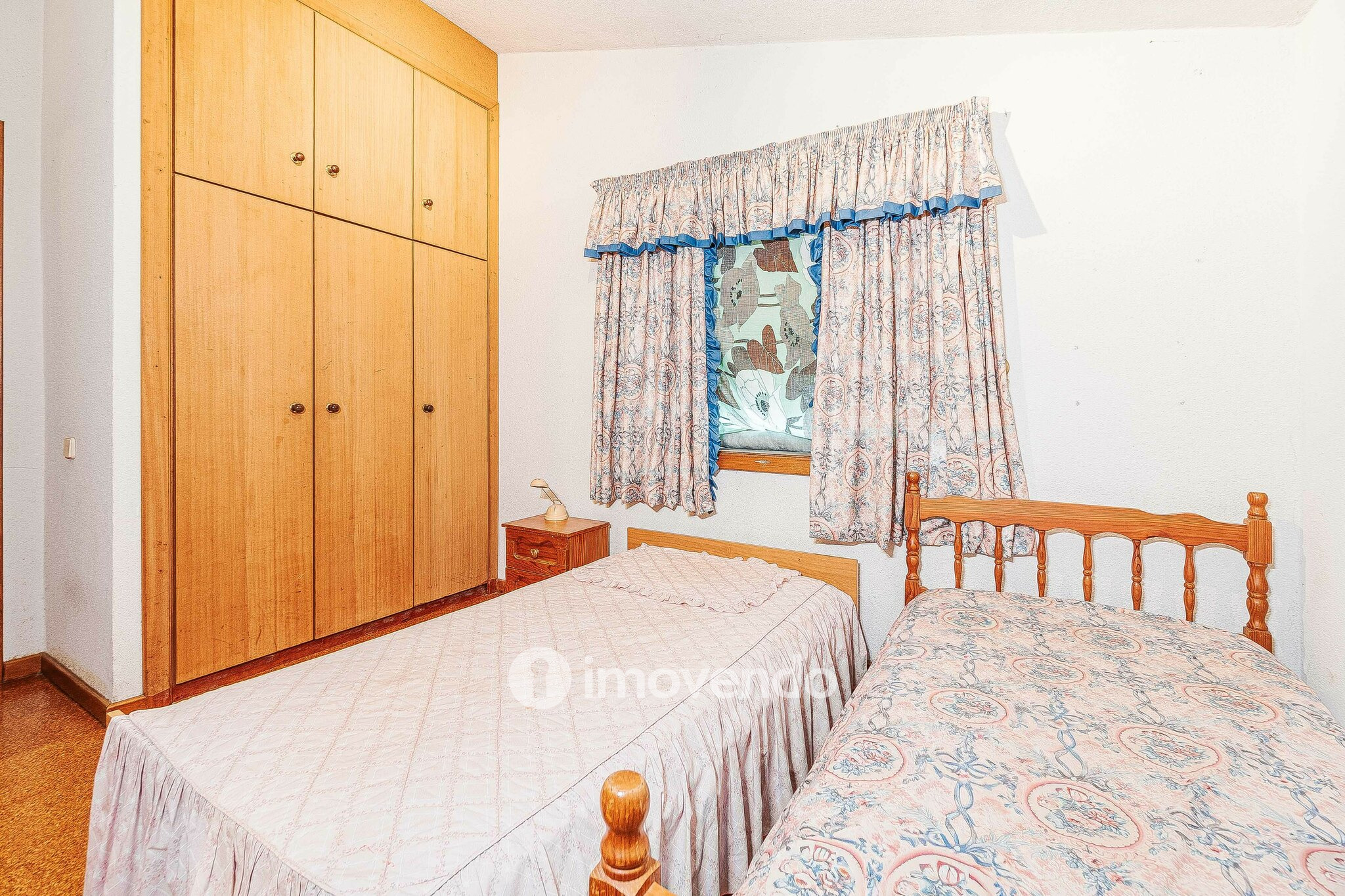 Moradia T7 num terreno com 1.700m², numa zona premium, em Birre