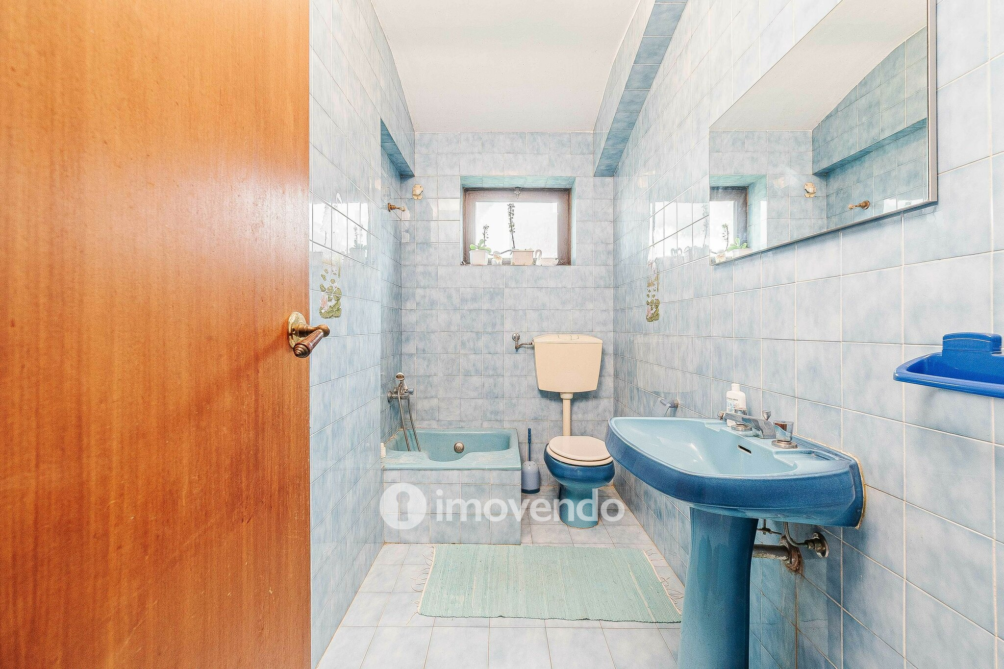 Moradia T7 num terreno com 1.700m², numa zona premium, em Birre