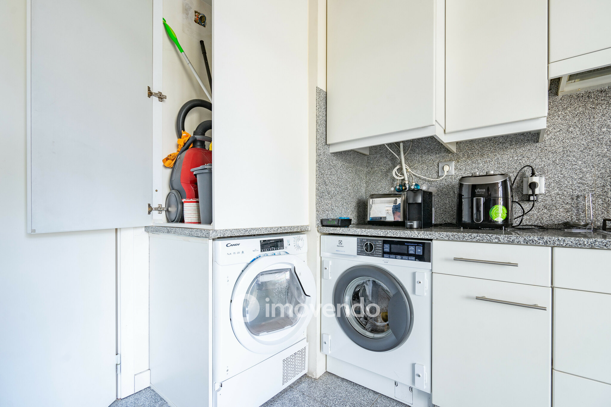 Apartamento T3 premium, com estacionamento, nas Amoreiras, Lisboa