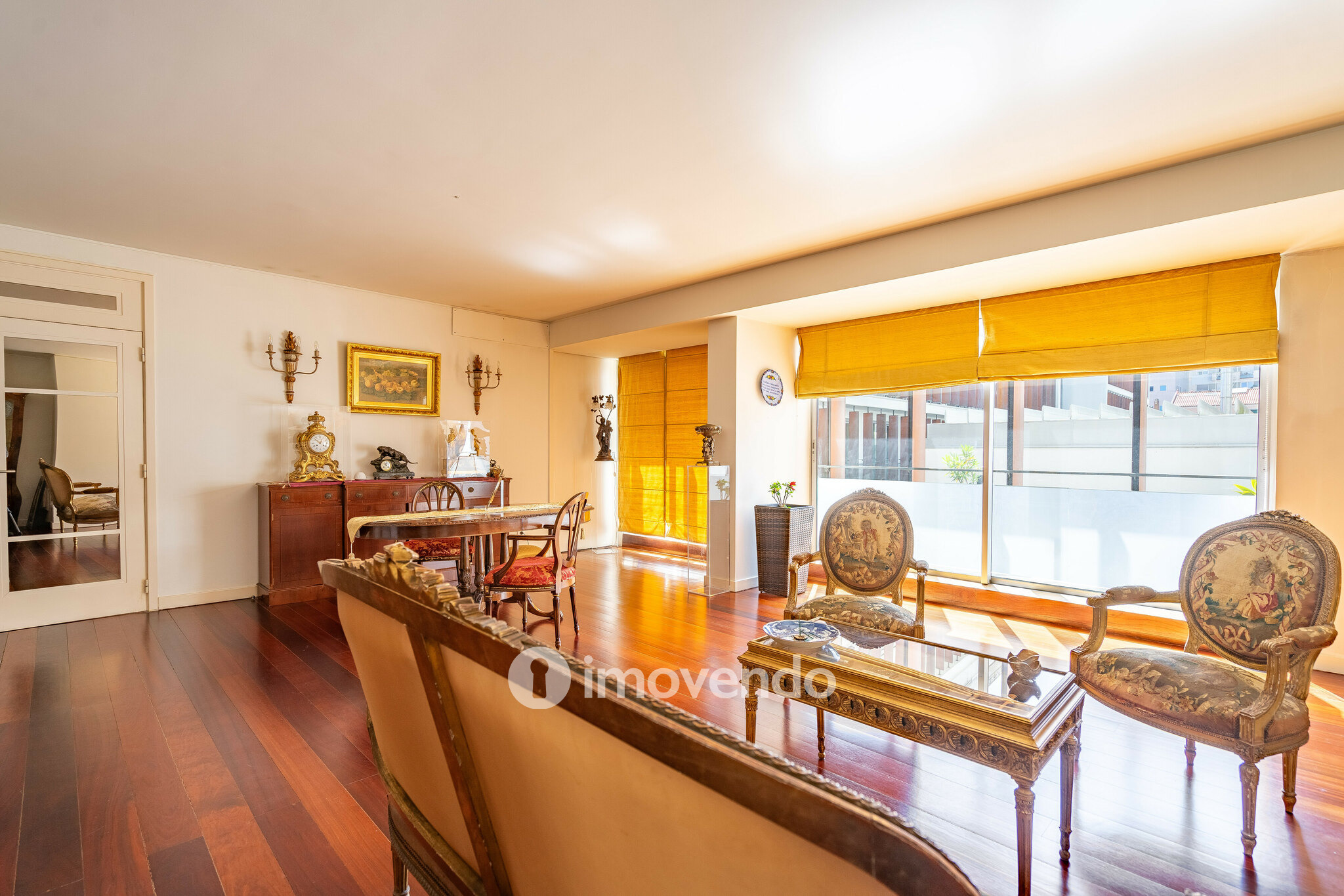 Apartamento T3 premium, com estacionamento, nas Amoreiras, Lisboa