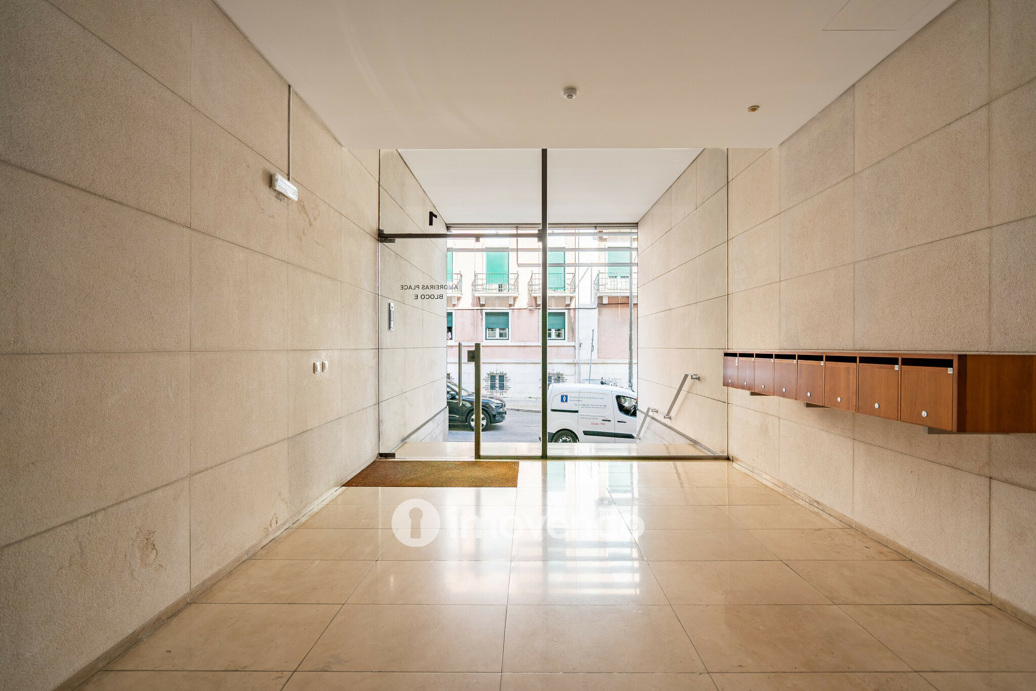 Apartamento T3 premium, com estacionamento, nas Amoreiras, Lisboa