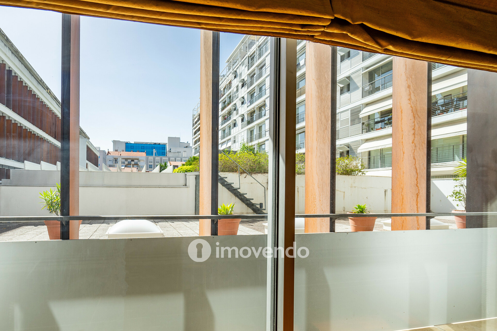 Apartamento T3 premium, com estacionamento, nas Amoreiras, Lisboa