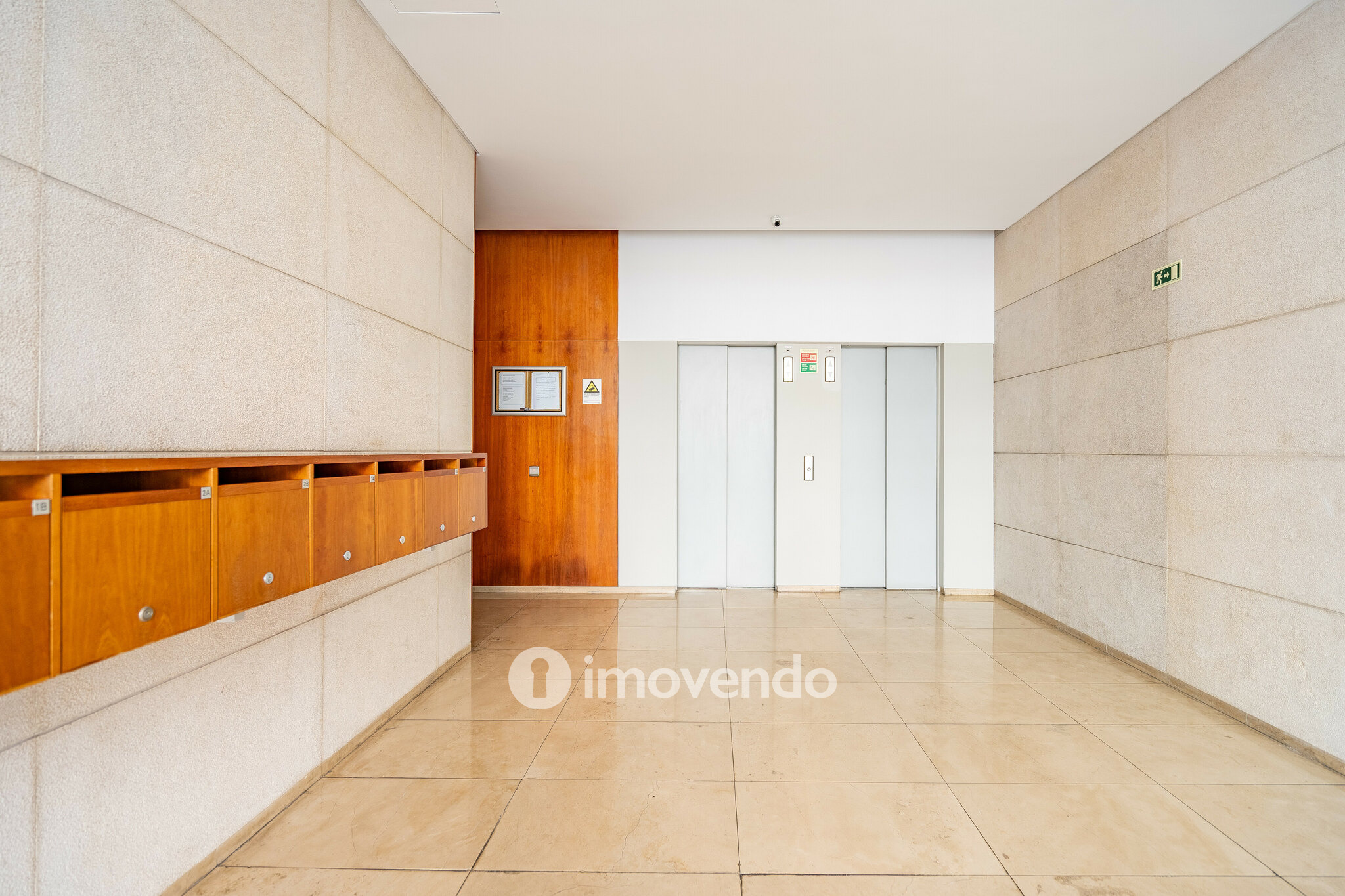 Apartamento T3 premium, com estacionamento, nas Amoreiras, Lisboa