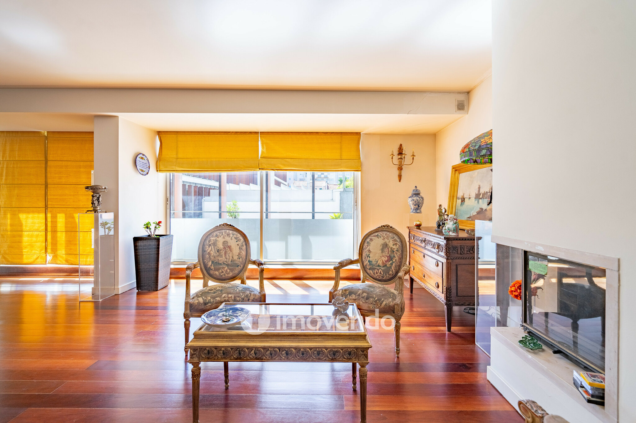 Apartamento T3 premium, com estacionamento, nas Amoreiras, Lisboa