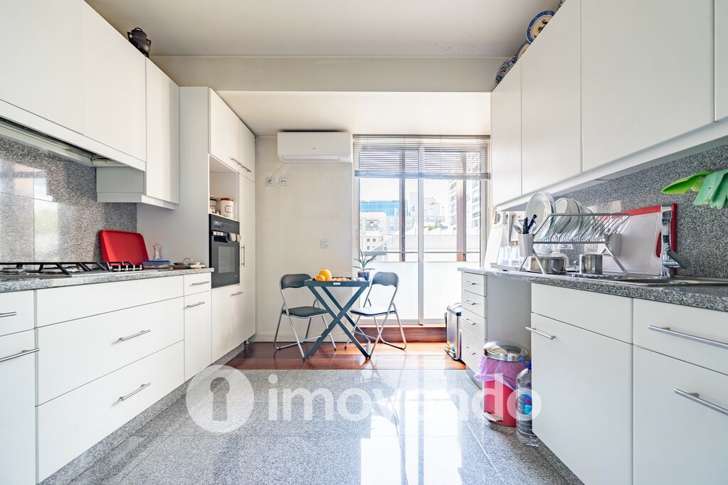 Appartement T3 avec parking, à Amoreiras - 3