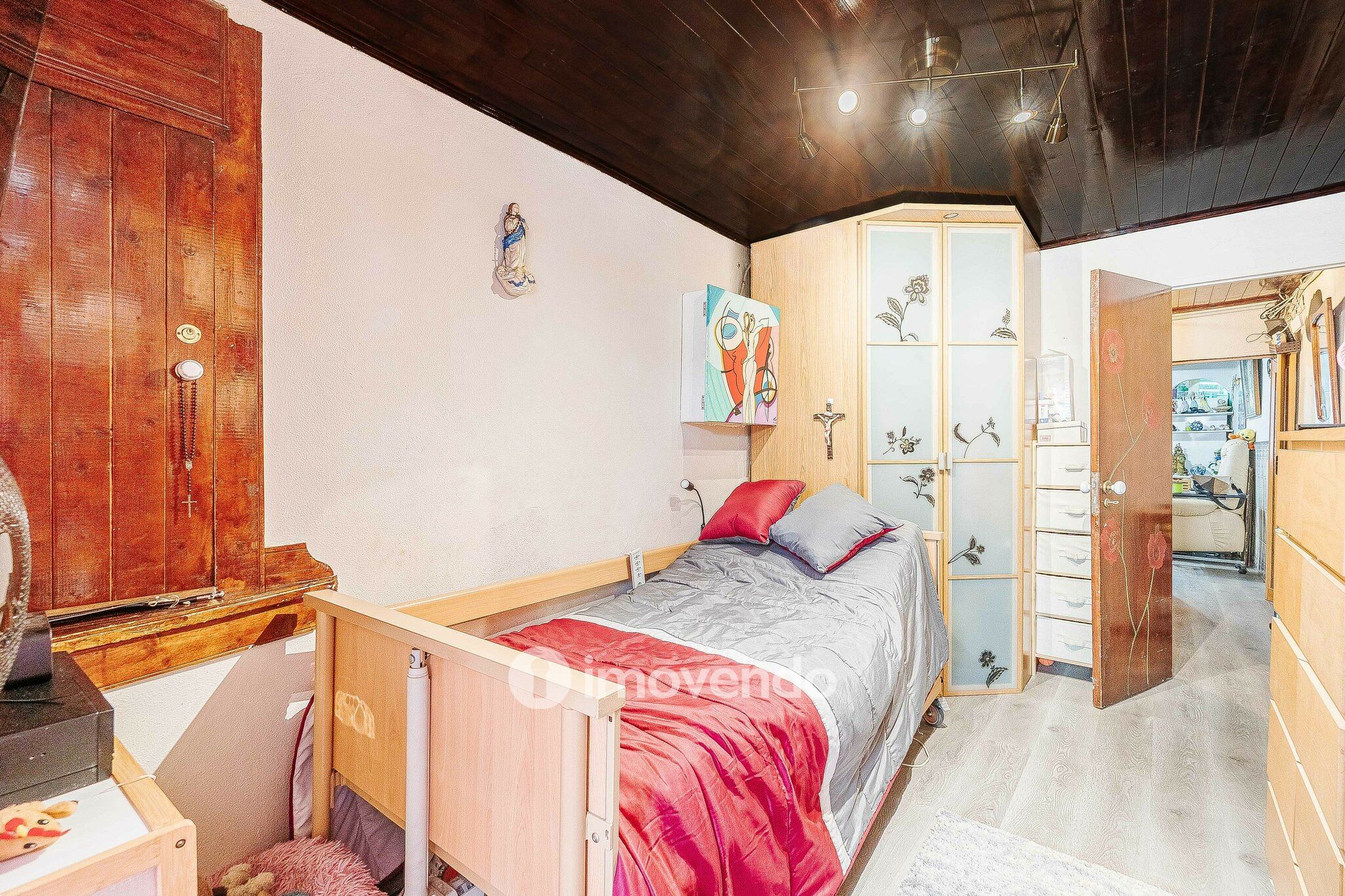 Apartamento T1, próximo do Jardim da Estrela, no centro de Lisboa