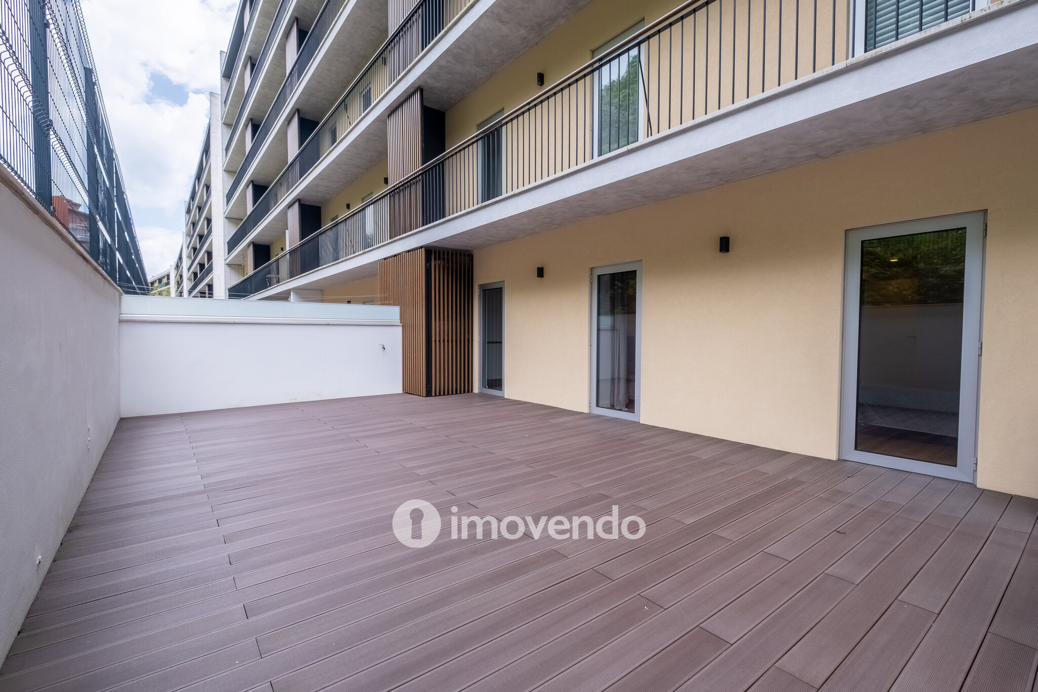 Apartamento T3 exclusivo, com terraço, nos Terraços do Rio, Coimbra