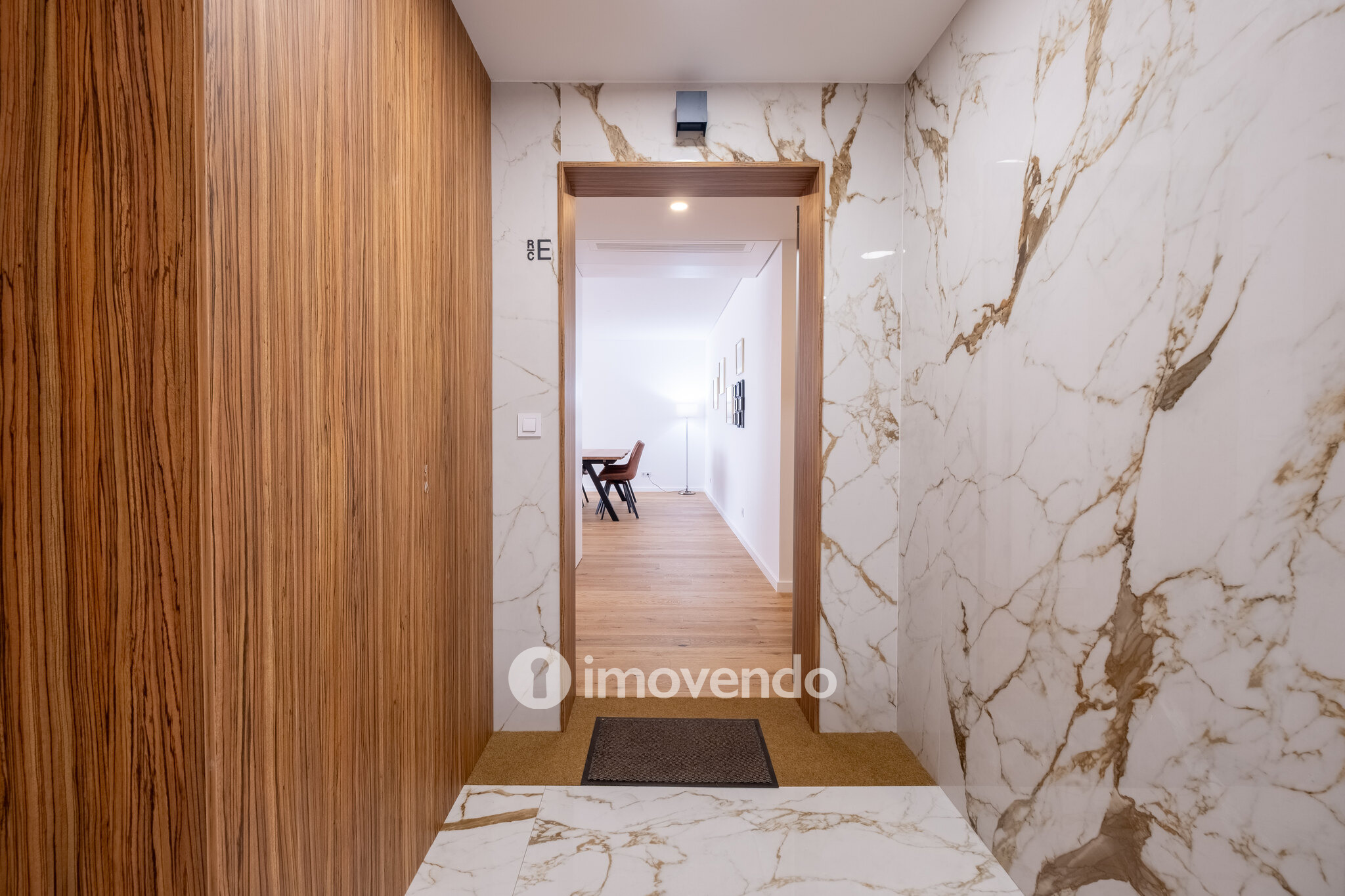 Apartamento T3 exclusivo, com terraço, nos Terraços do Rio, Coimbra