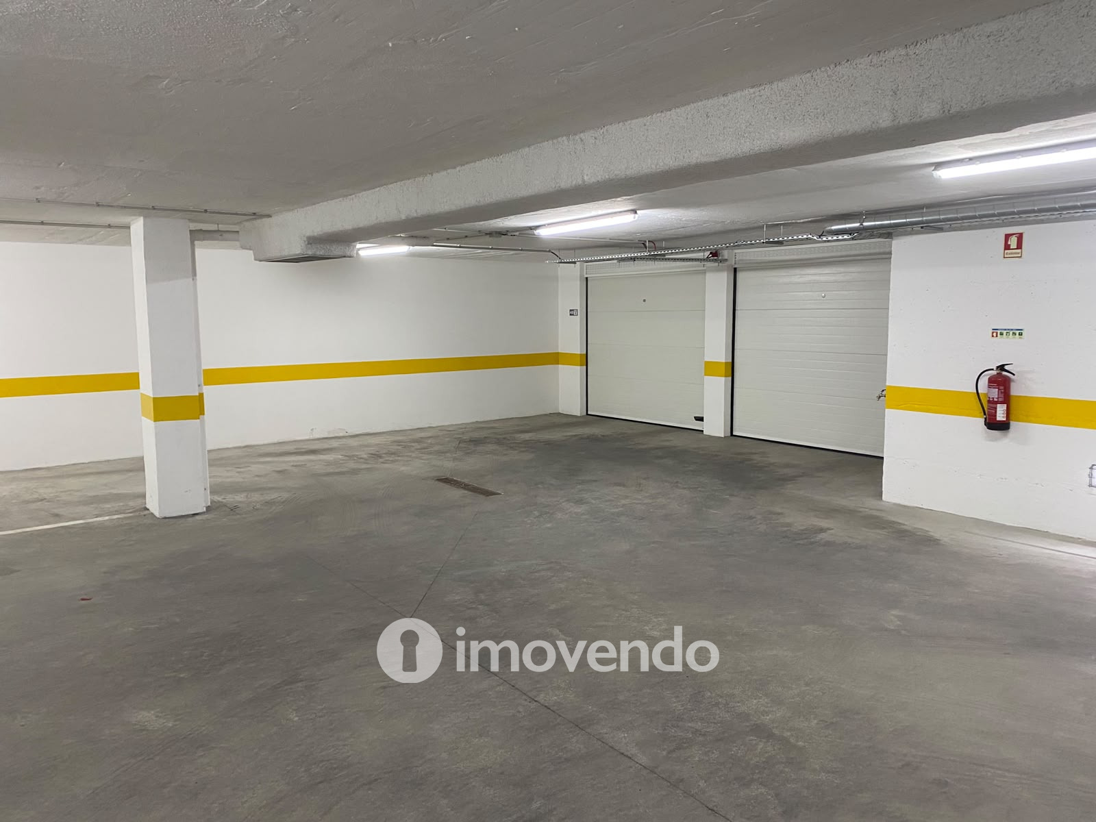 Apartamento T1+1, semi-novo, em Coimbra