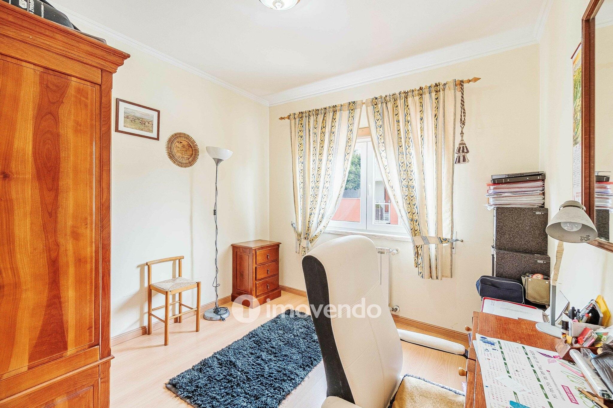 Moradia T4 de luxo, com jardim e garagem, em Alcabideche