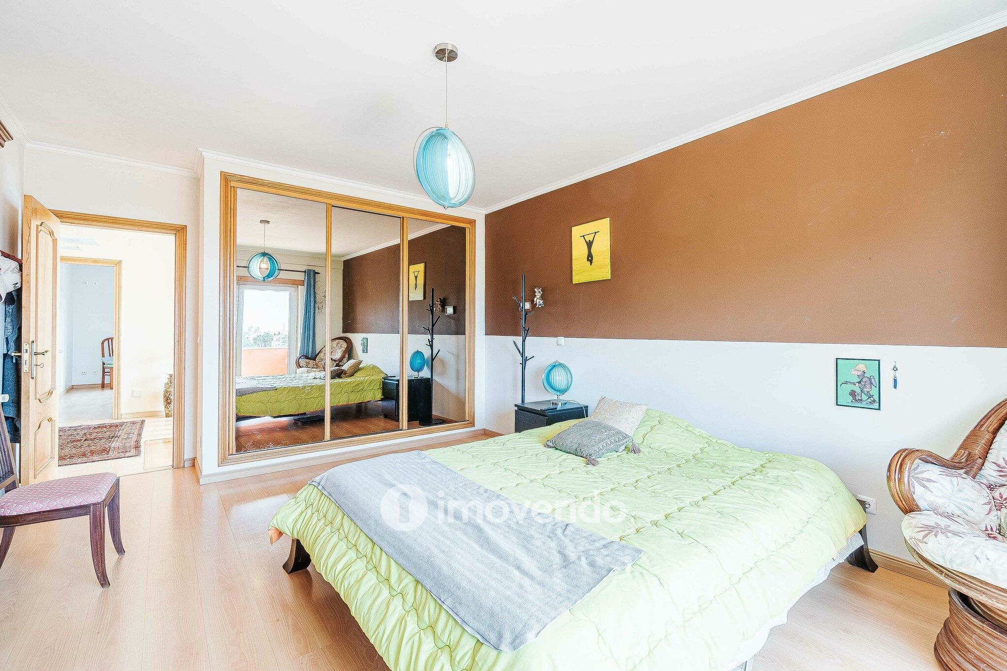 Moradia T4 de luxo, com jardim e garagem, em Alcabideche