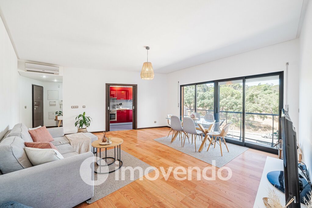 Apartamento T1 em Seixal, Corroios com 73 m<sup>2</sup> por 345.000