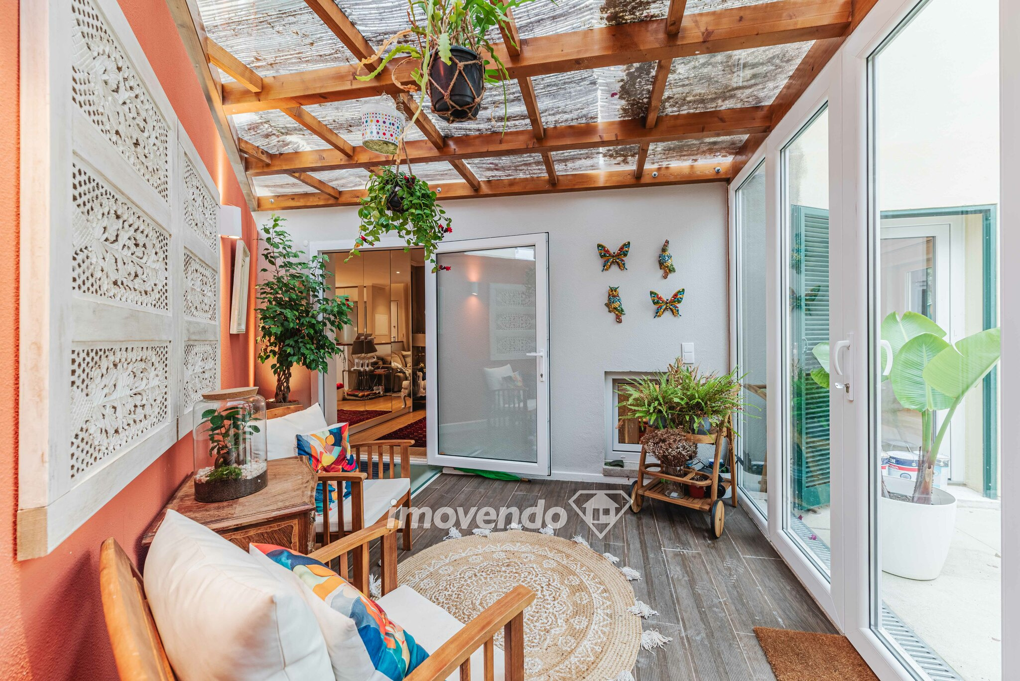 Moradia T5+2 exclusiva e luxosa, com piscina e jardim, na Encarnação