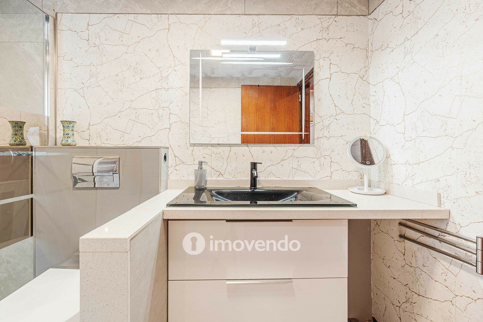 Apartamento T2 numa localização exclusiva, no Restelo