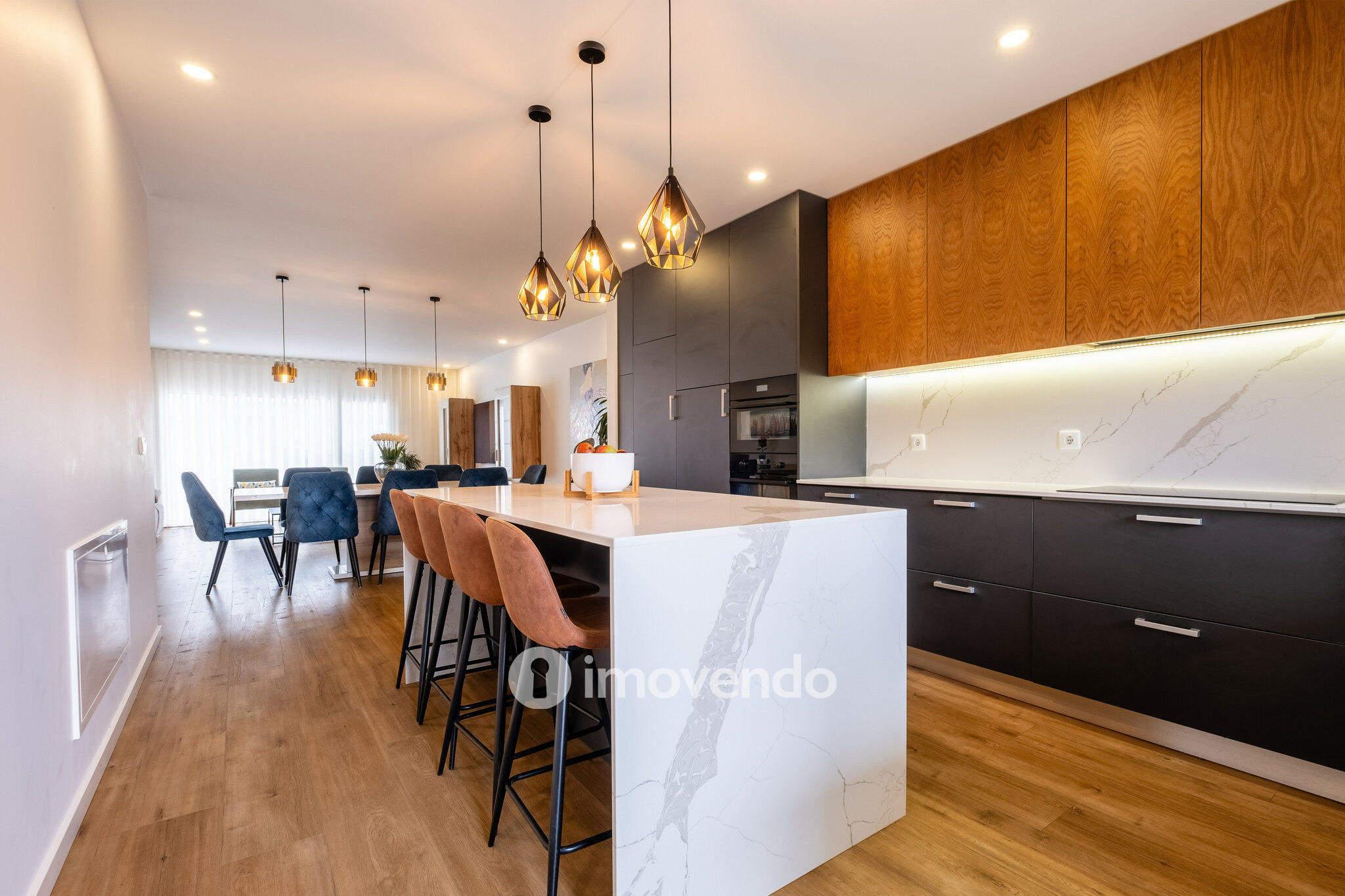 Moradia exclusiva T4, com garagem e jardim, em Leiria