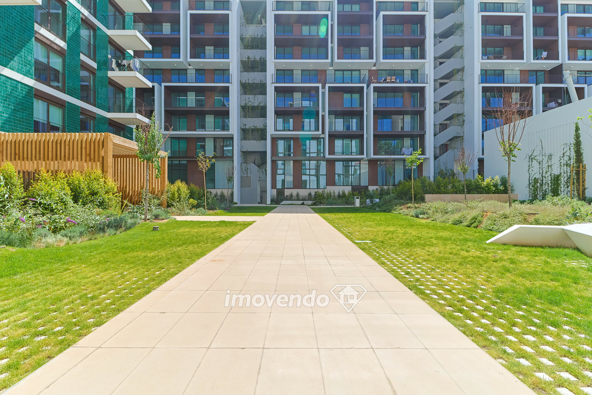 Apartamento T2 de luxo, novo, no Condomínio Fábrica 1921, em Benfica