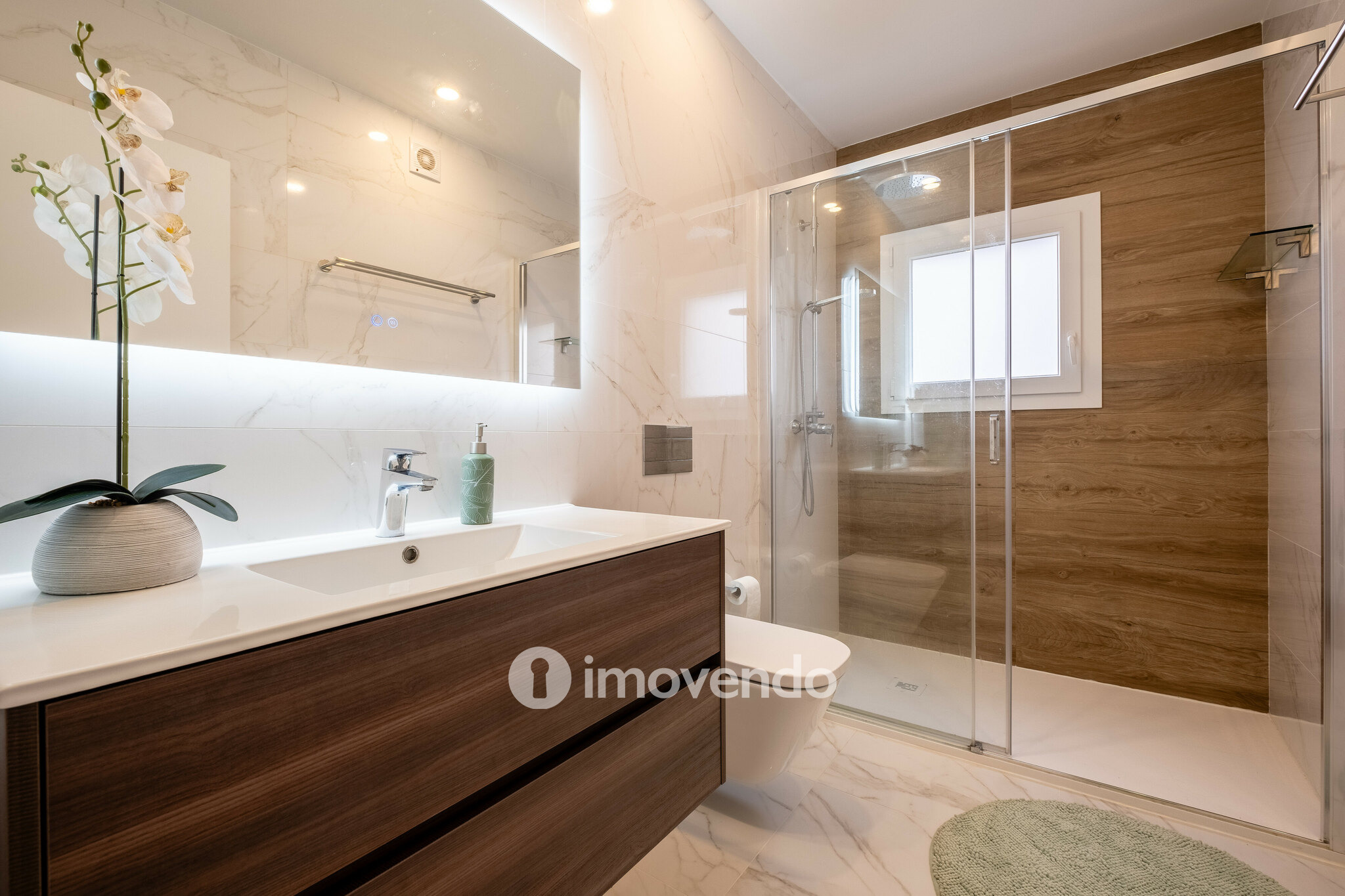 Moradia exclusiva T4, com garagem e jardim, em Leiria