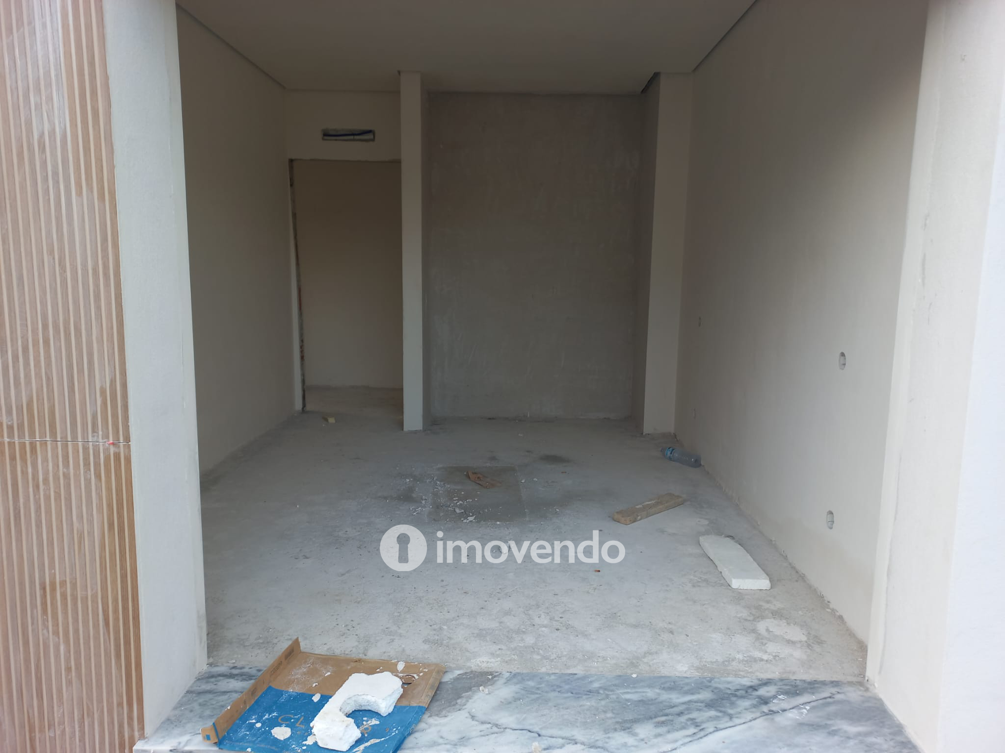 Moradia T3 em final de construção, com piscina, em Fernão Ferro