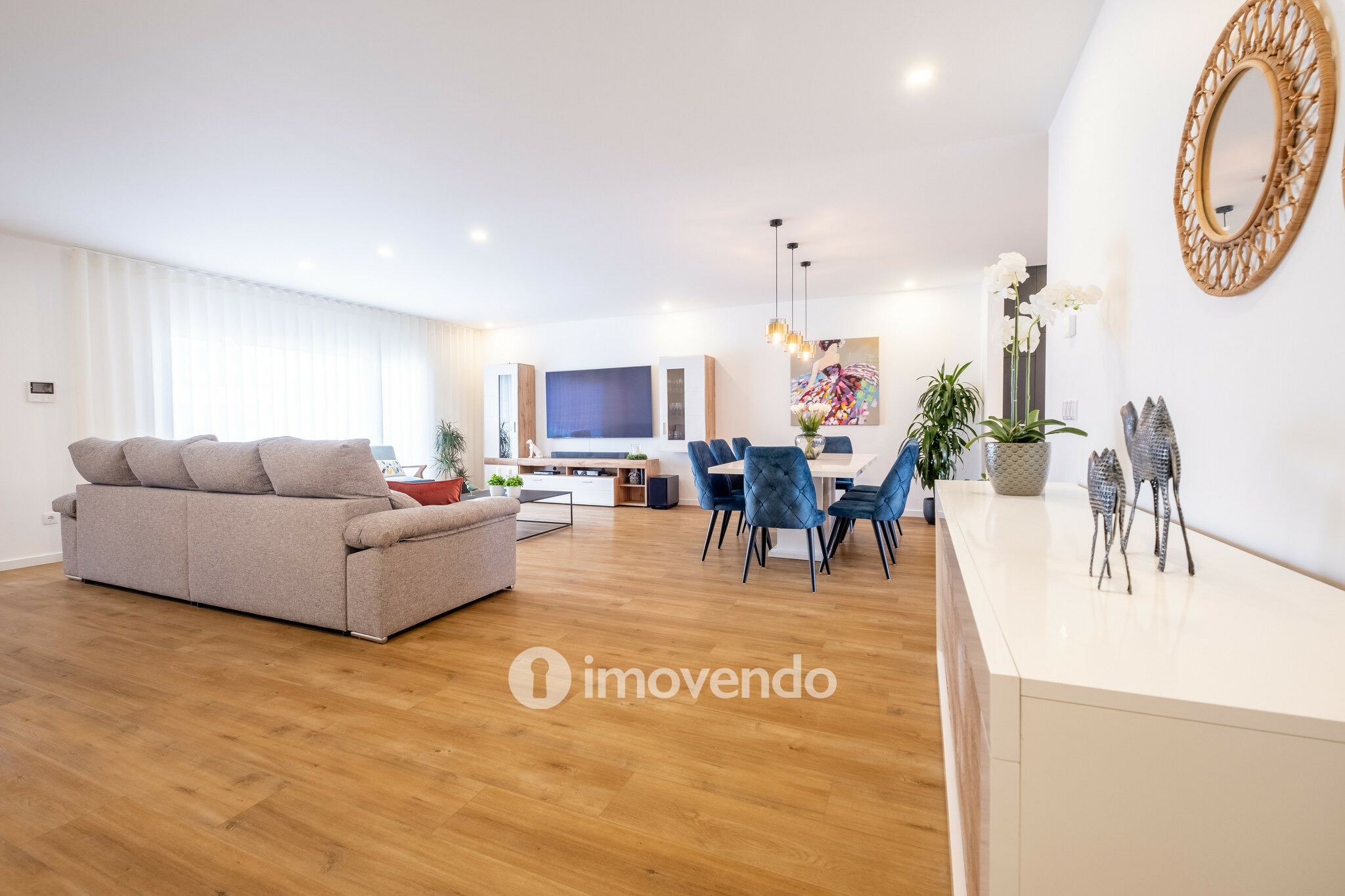 Moradia exclusiva T4, com garagem e jardim, em Leiria