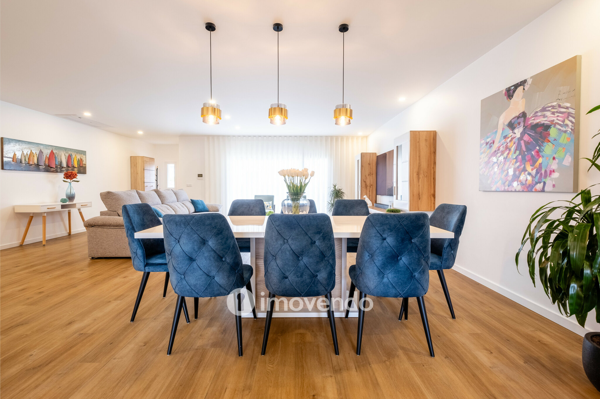 Moradia exclusiva T4, com garagem e jardim, em Leiria