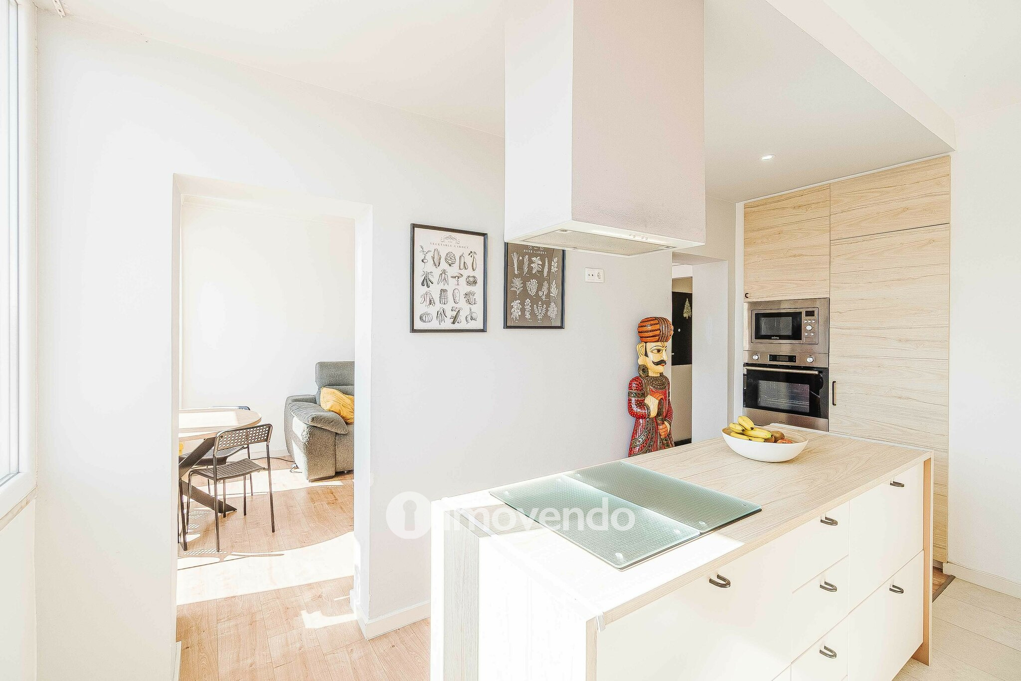 Apartamento T2, totalmente remodelado, em Queluz