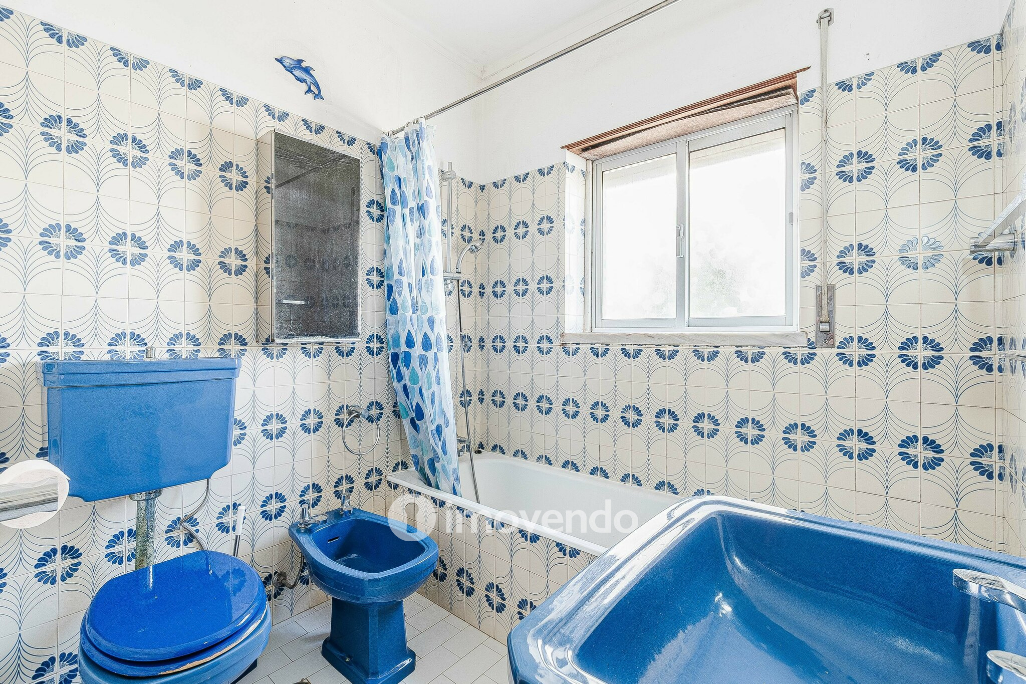 Moradia isolada T4, com garagem e áreas amplas, no Estoril