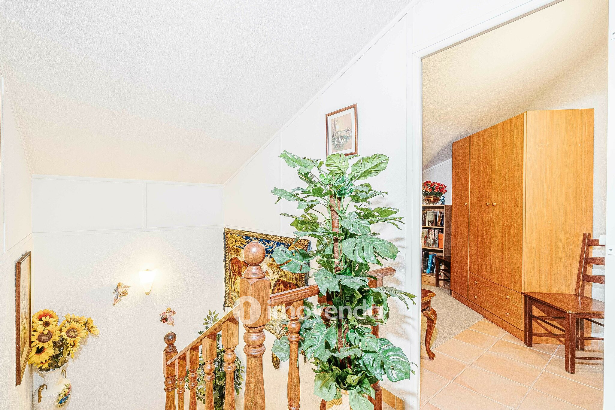Moradia isolada T2+2, com garagem e jardim, em Azeitão
