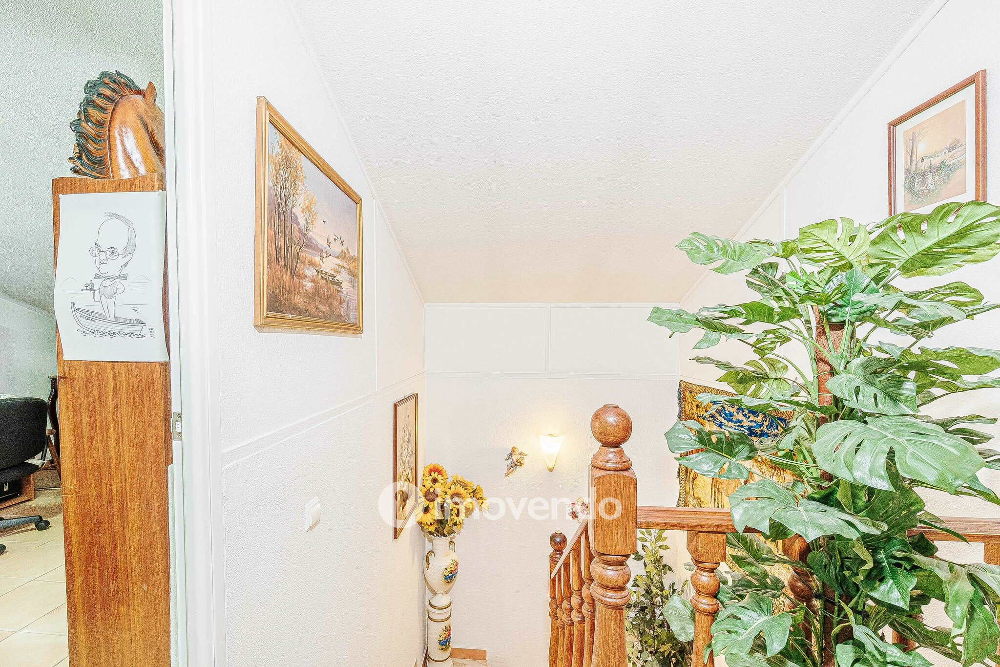 Moradia isolada T2+2, com garagem e jardim, em Azeitão