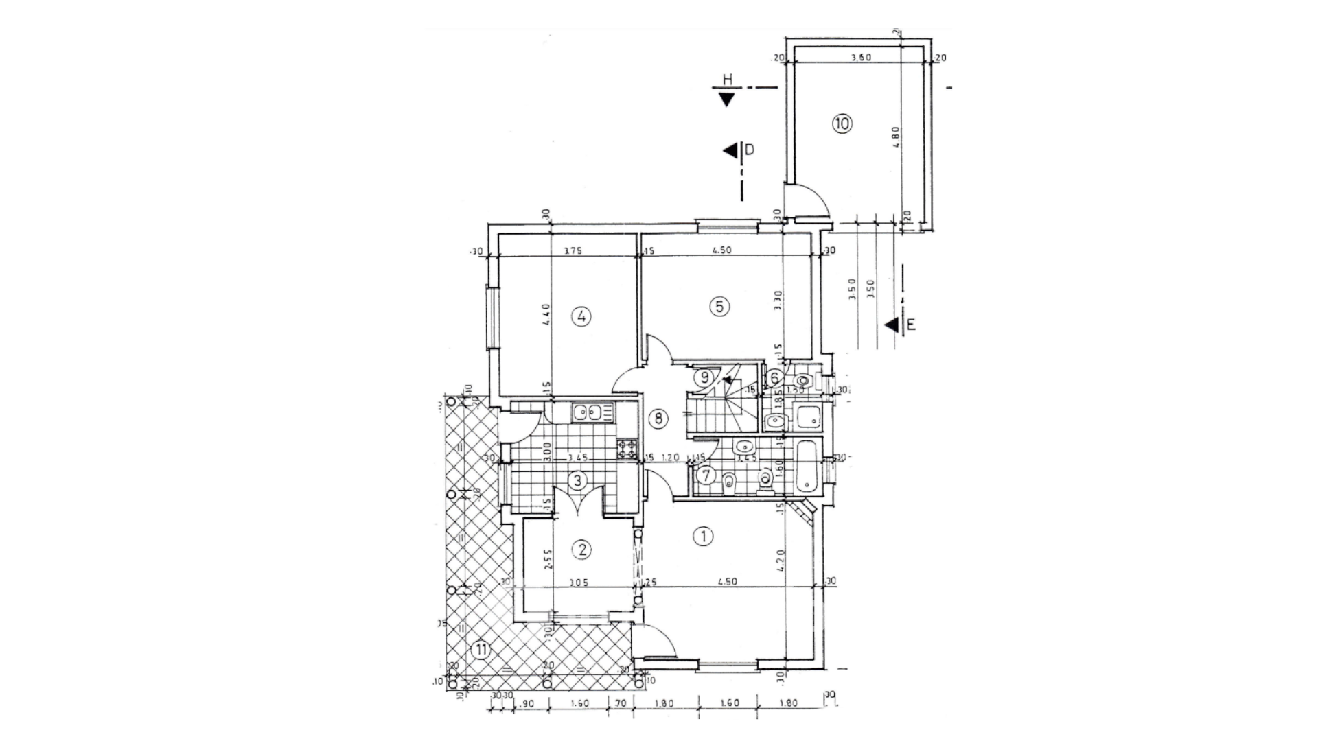 Moradia isolada T2+2, com garagem e jardim, em Azeitão